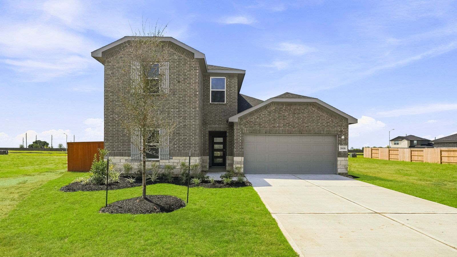 Exterior:Elevation Image 0.