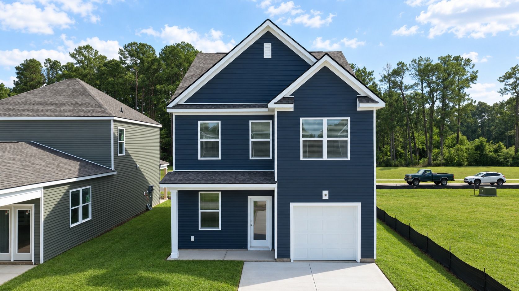 Exterior:Elevation Image 0.