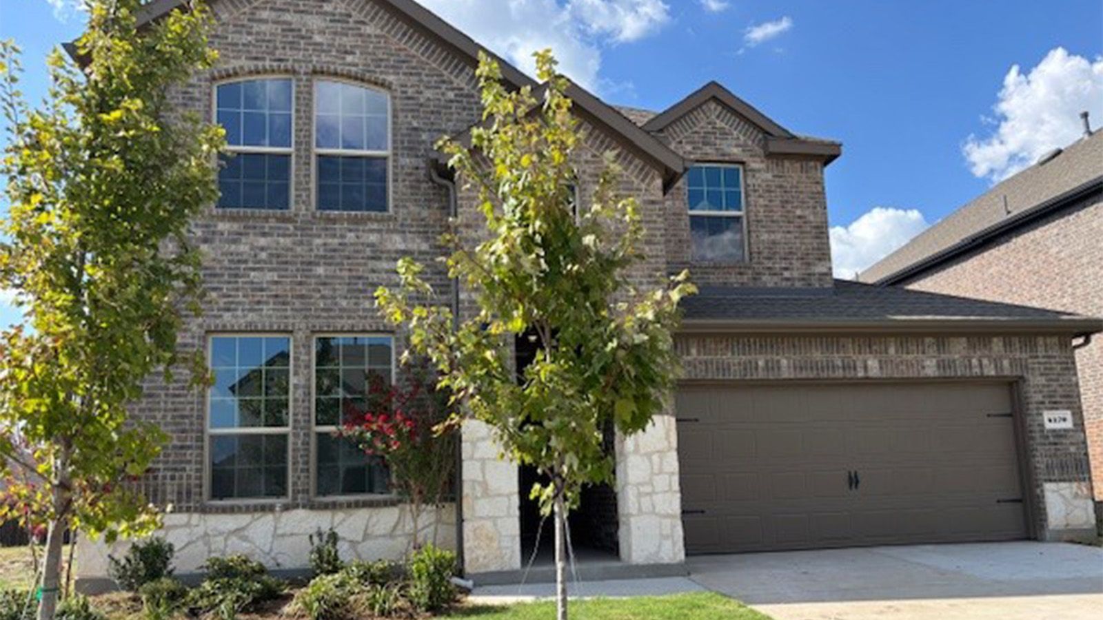 Exterior:Elevation Image 0.
