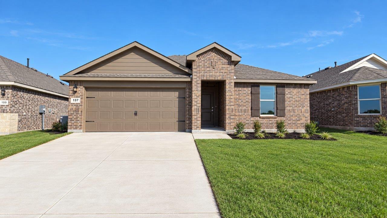 Exterior:Elevation Image 0.