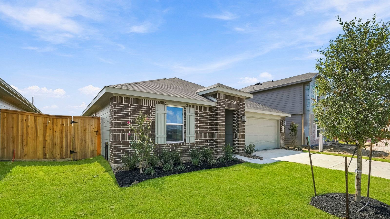 Exterior:Elevation Image 0.