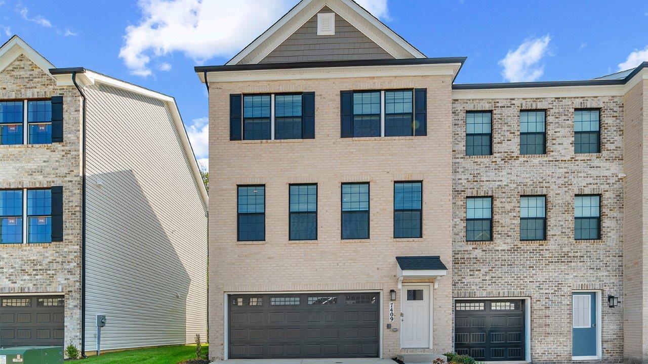 Exterior:Elevation Image 0.