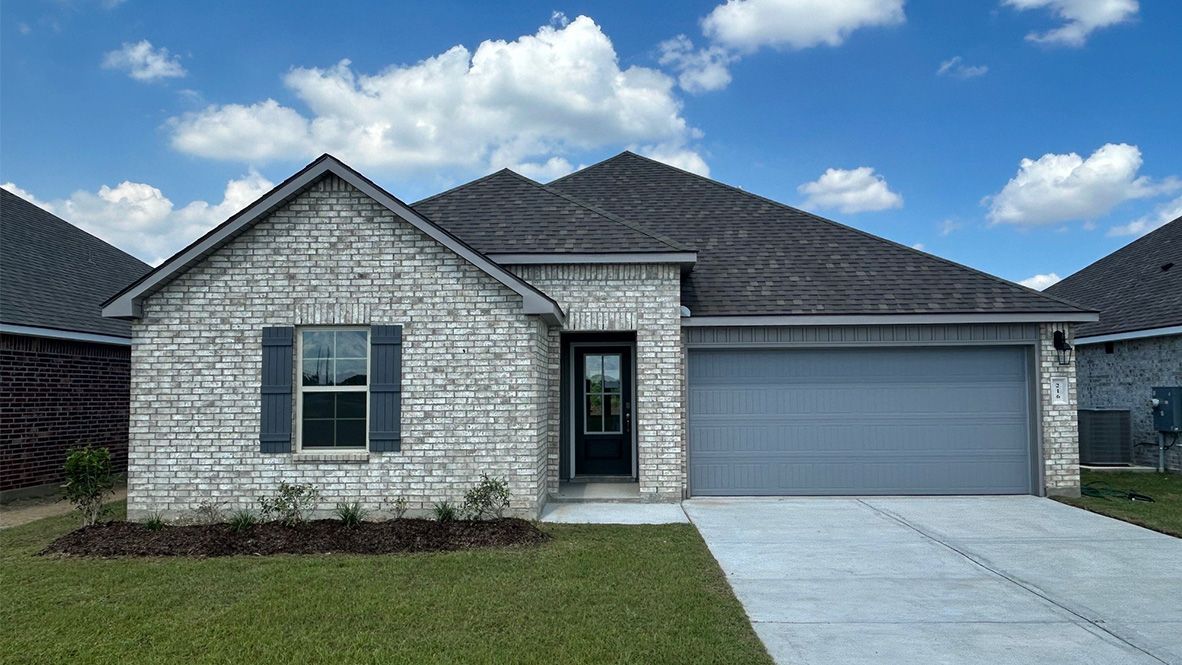 Exterior:Elevation Image 0.