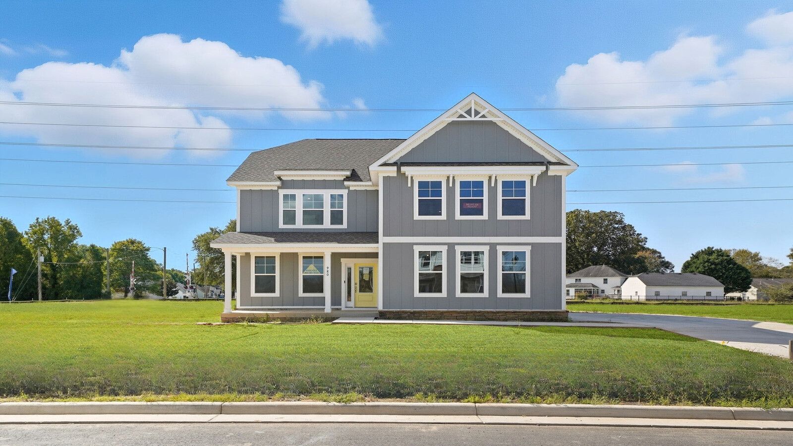 Exterior:Elevation Image 0.