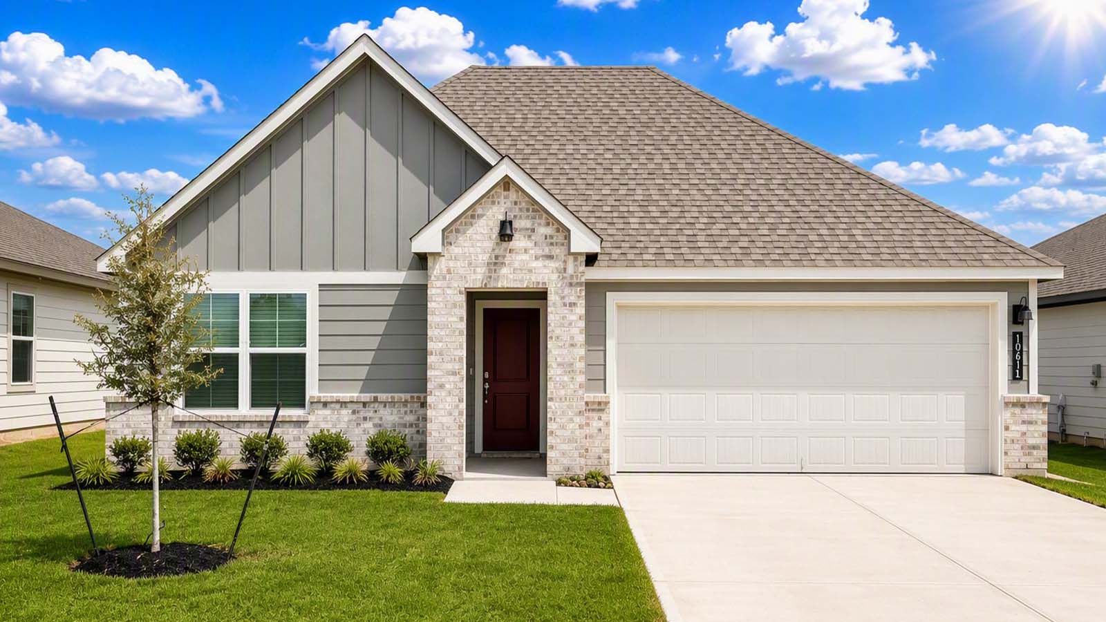 Exterior:Elevation Image 0.