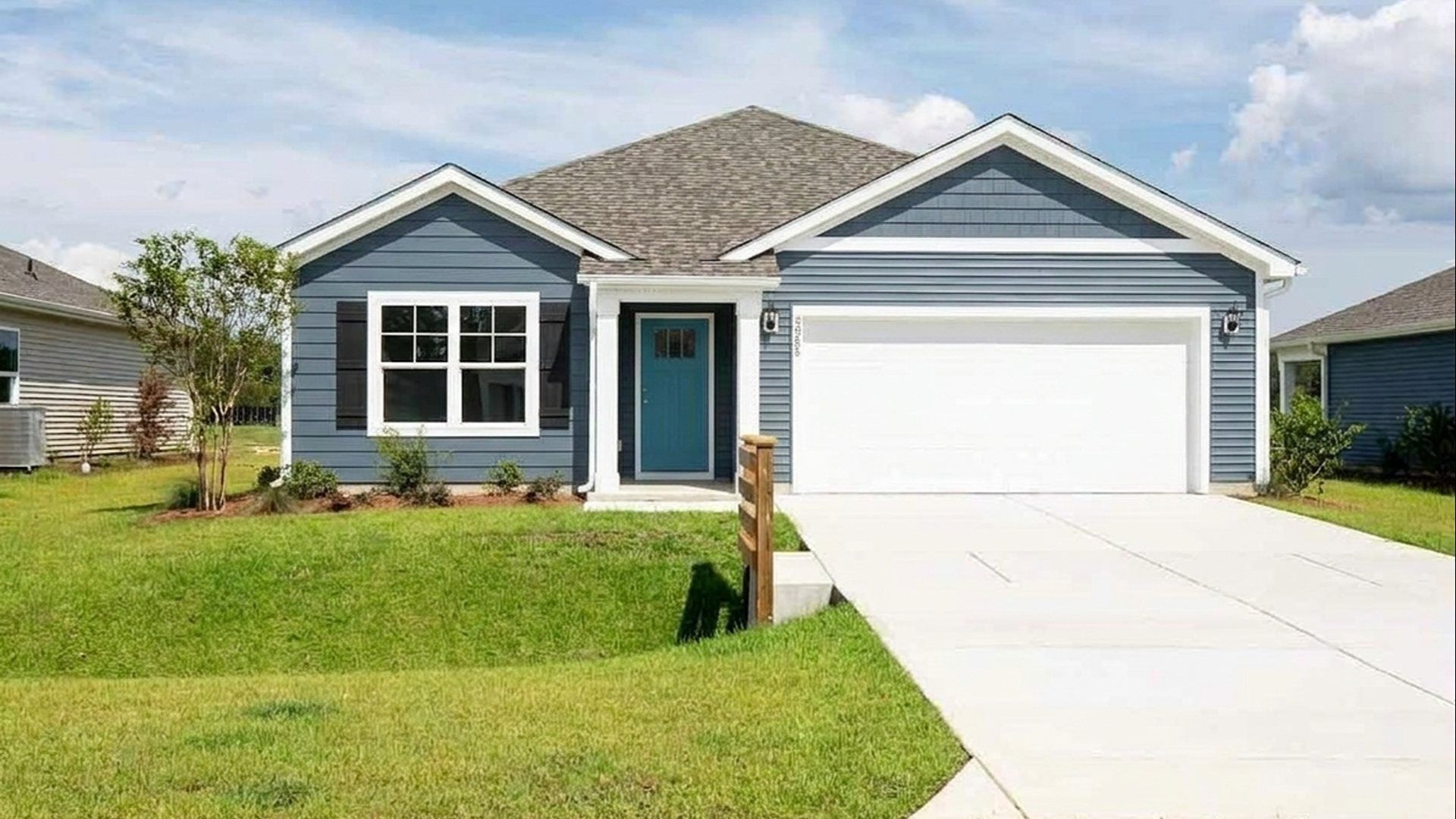 Exterior:Elevation Image 0.