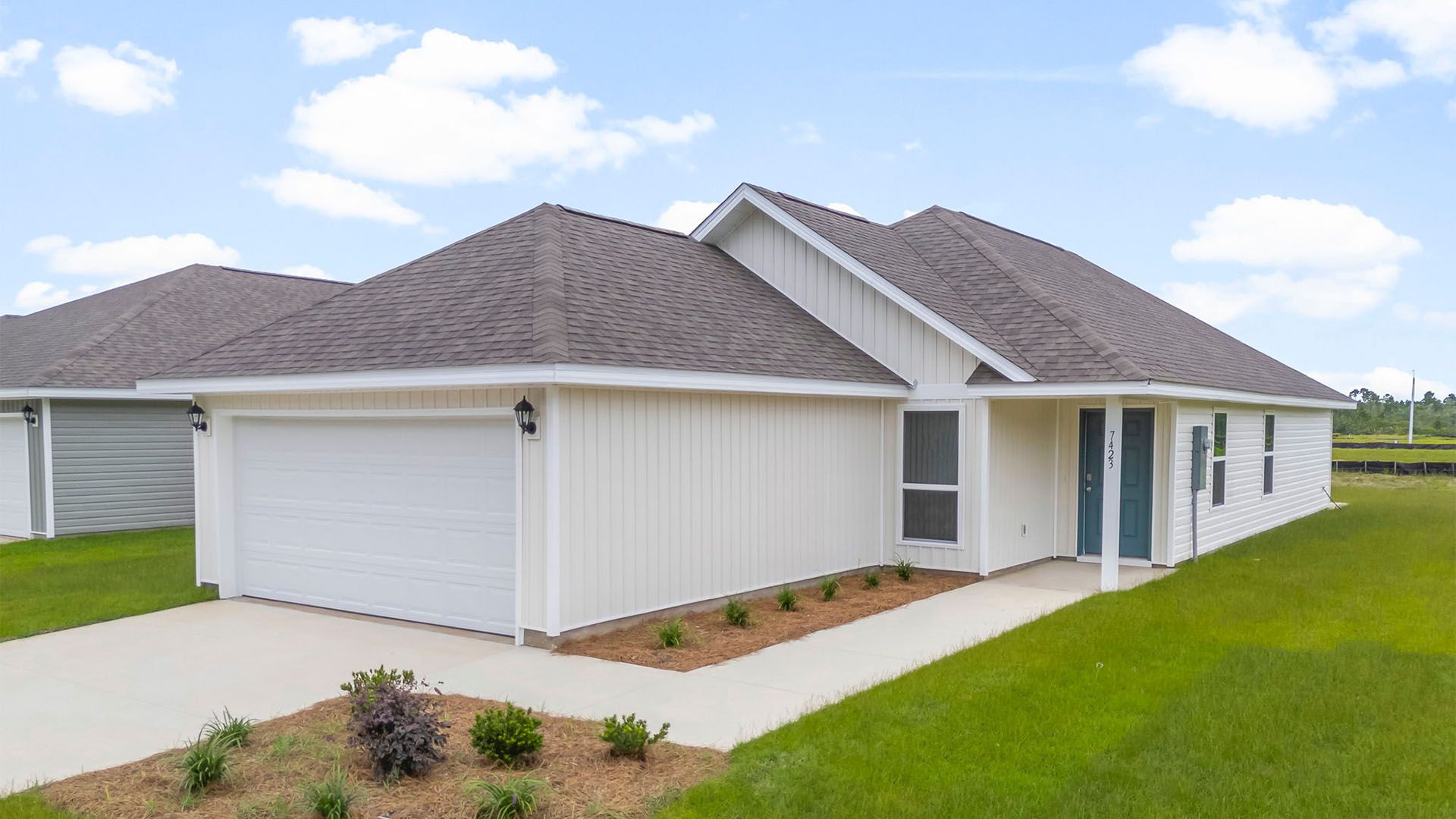 Exterior:Elevation Image 0.