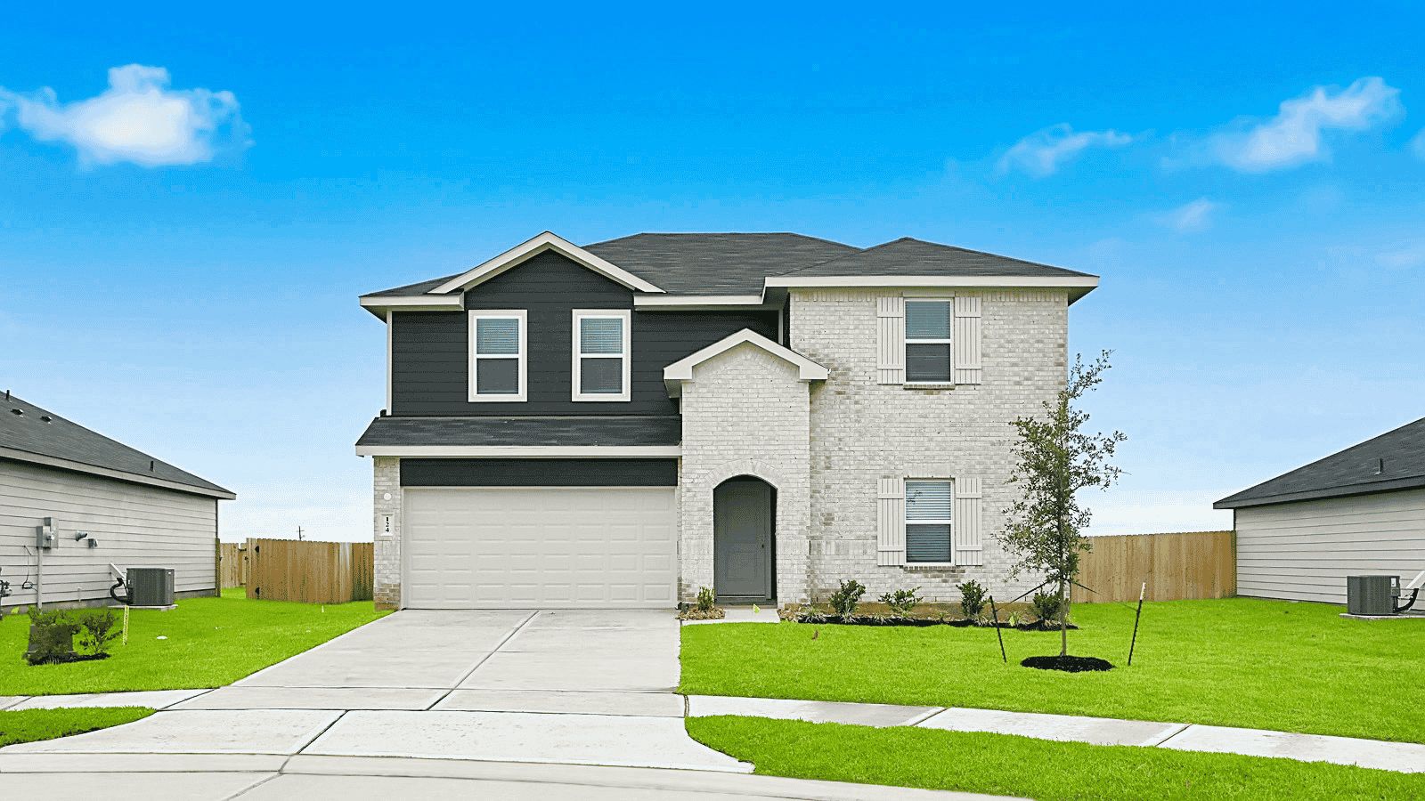 Exterior:Elevation Image 0.