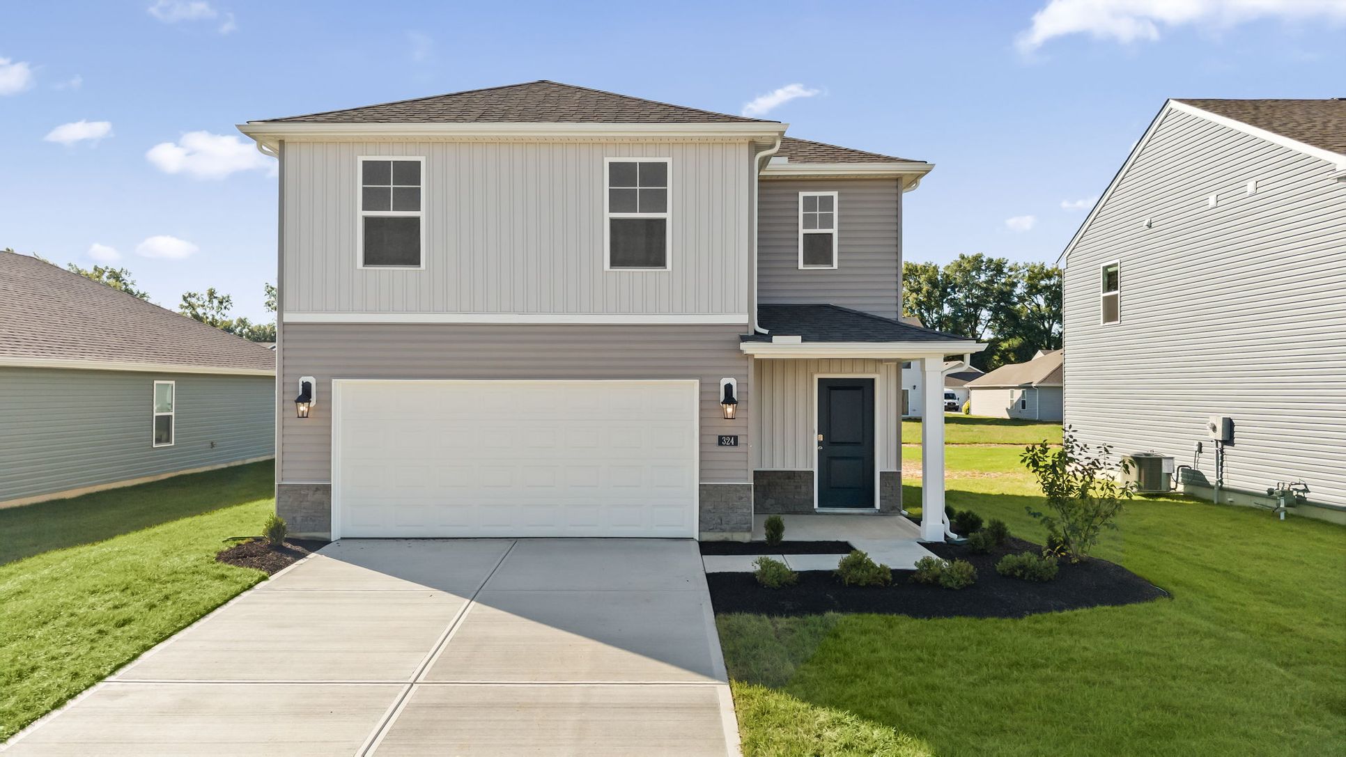 Exterior:Elevation Image 0.