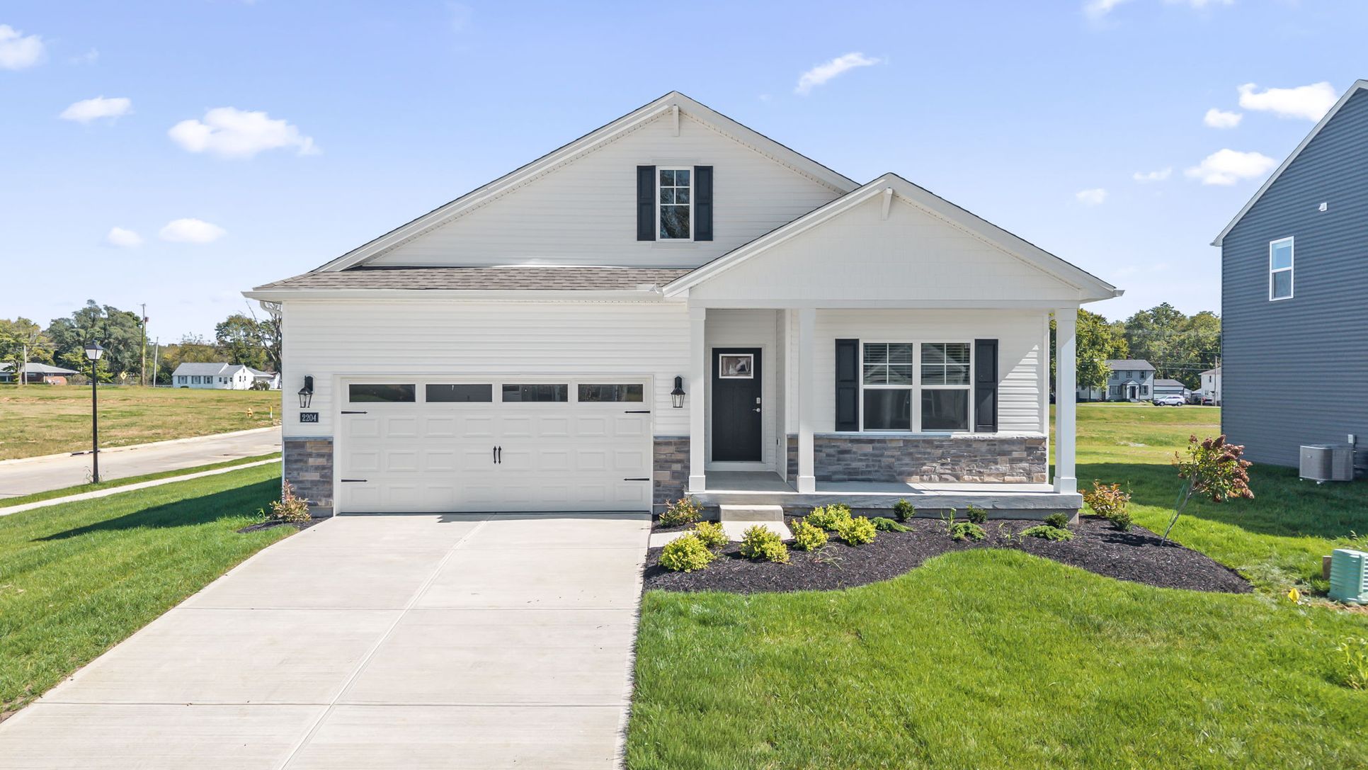 Exterior:Elevation Image 0.