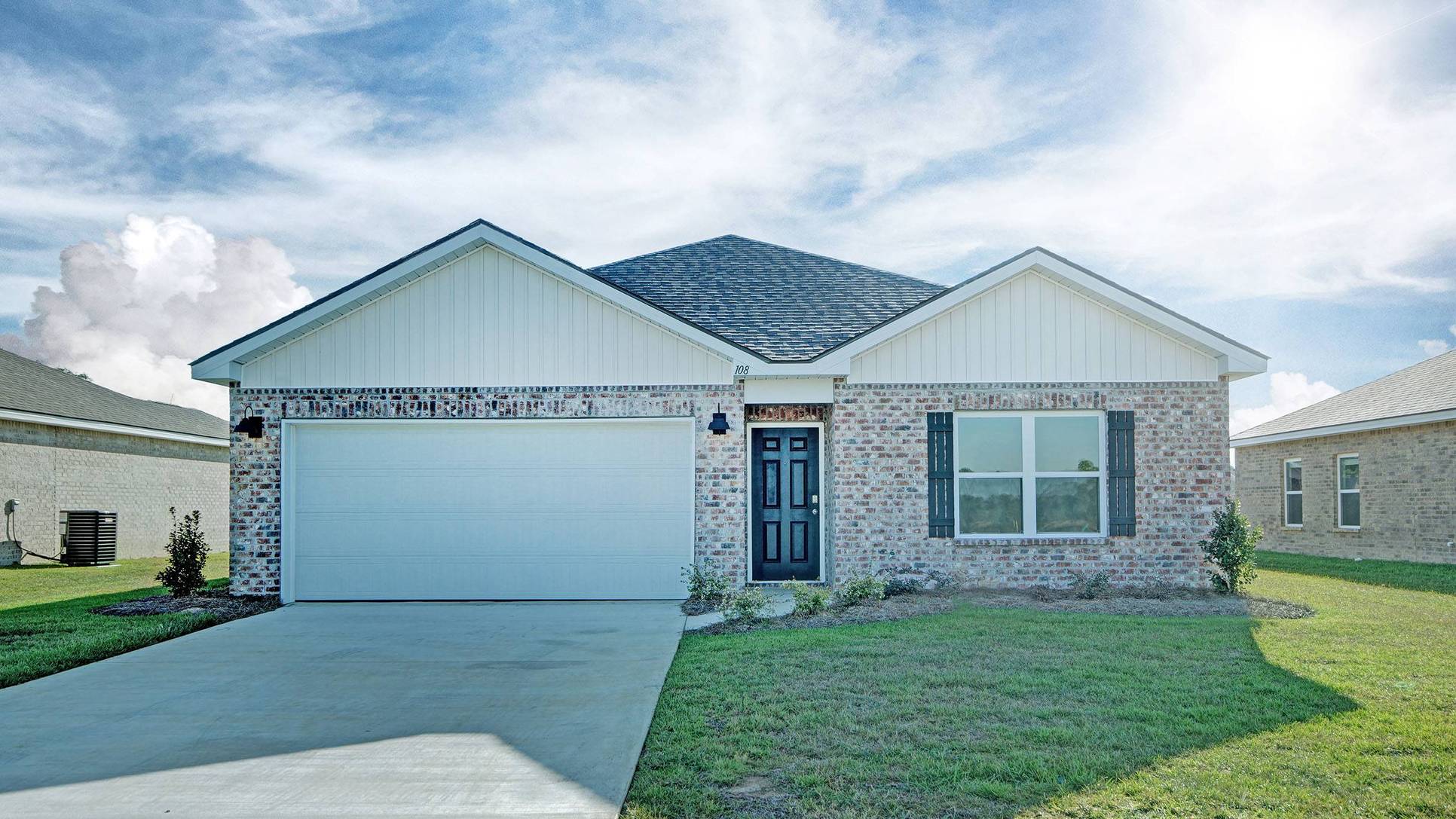 Exterior:Elevation Image 0.