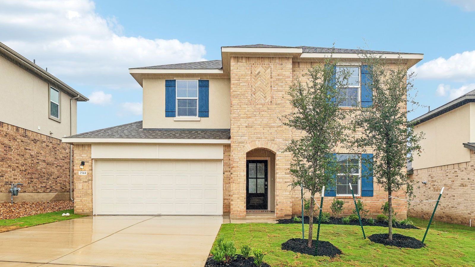 Exterior:Elevation Image 0.
