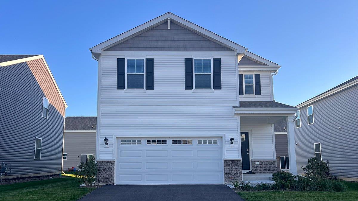 Exterior:Elevation Image 0.