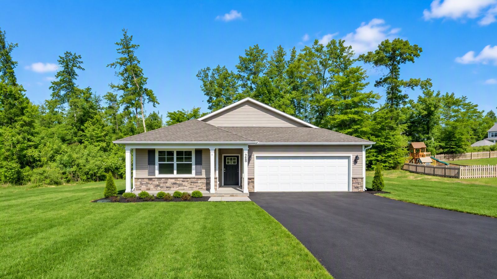 Exterior:Elevation Image 0.