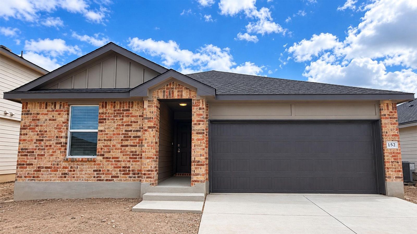 Exterior:Elevation Image 0.