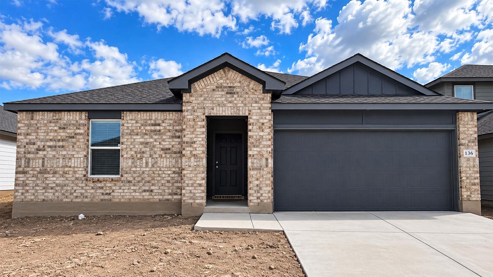 Exterior:Elevation Image 0.