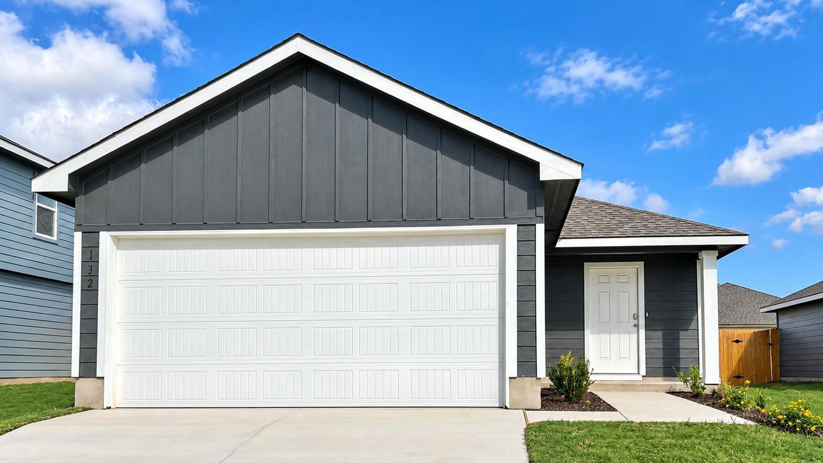 Exterior:Elevation Image 0.