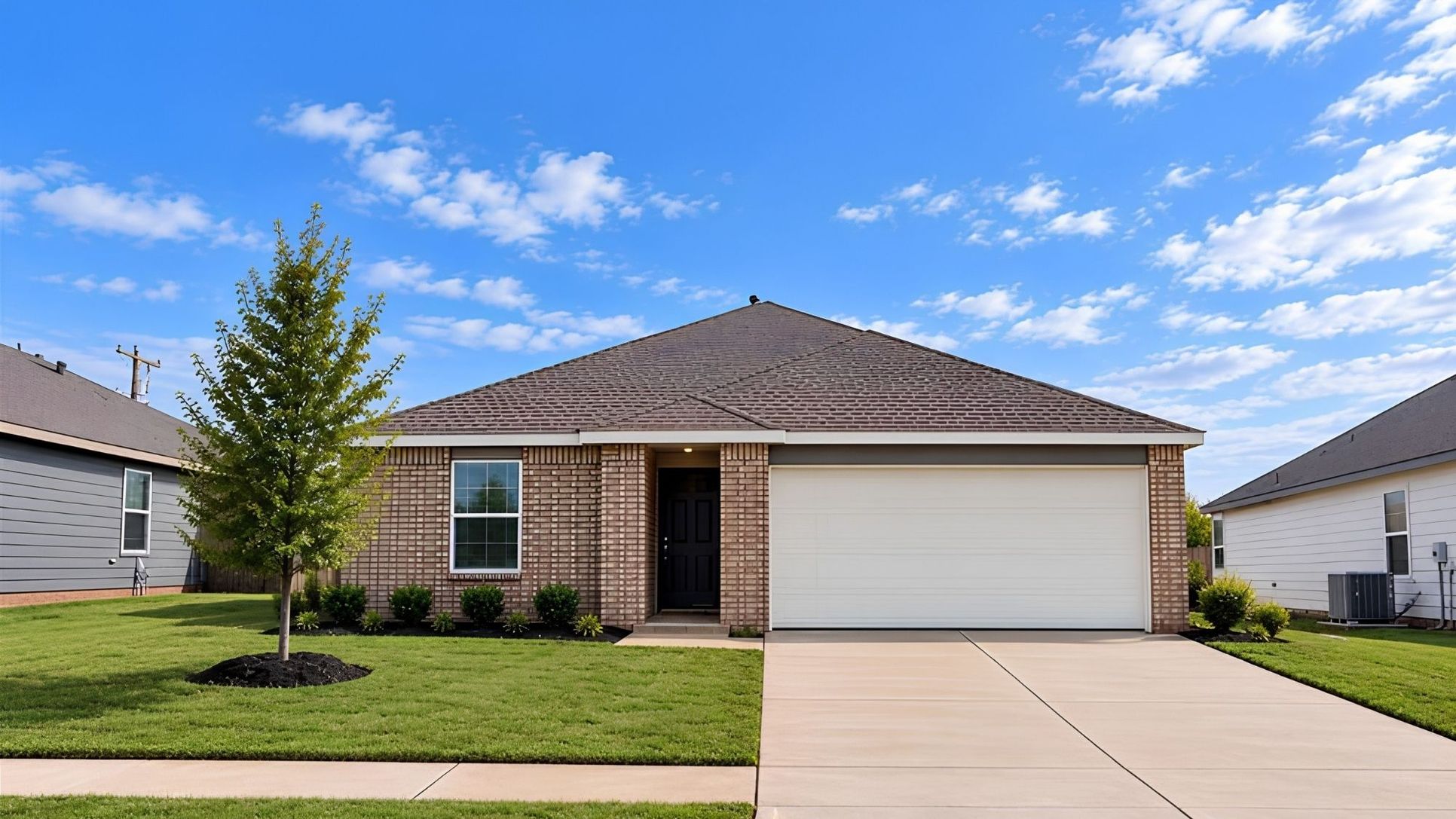 Exterior:Elevation Image 0.