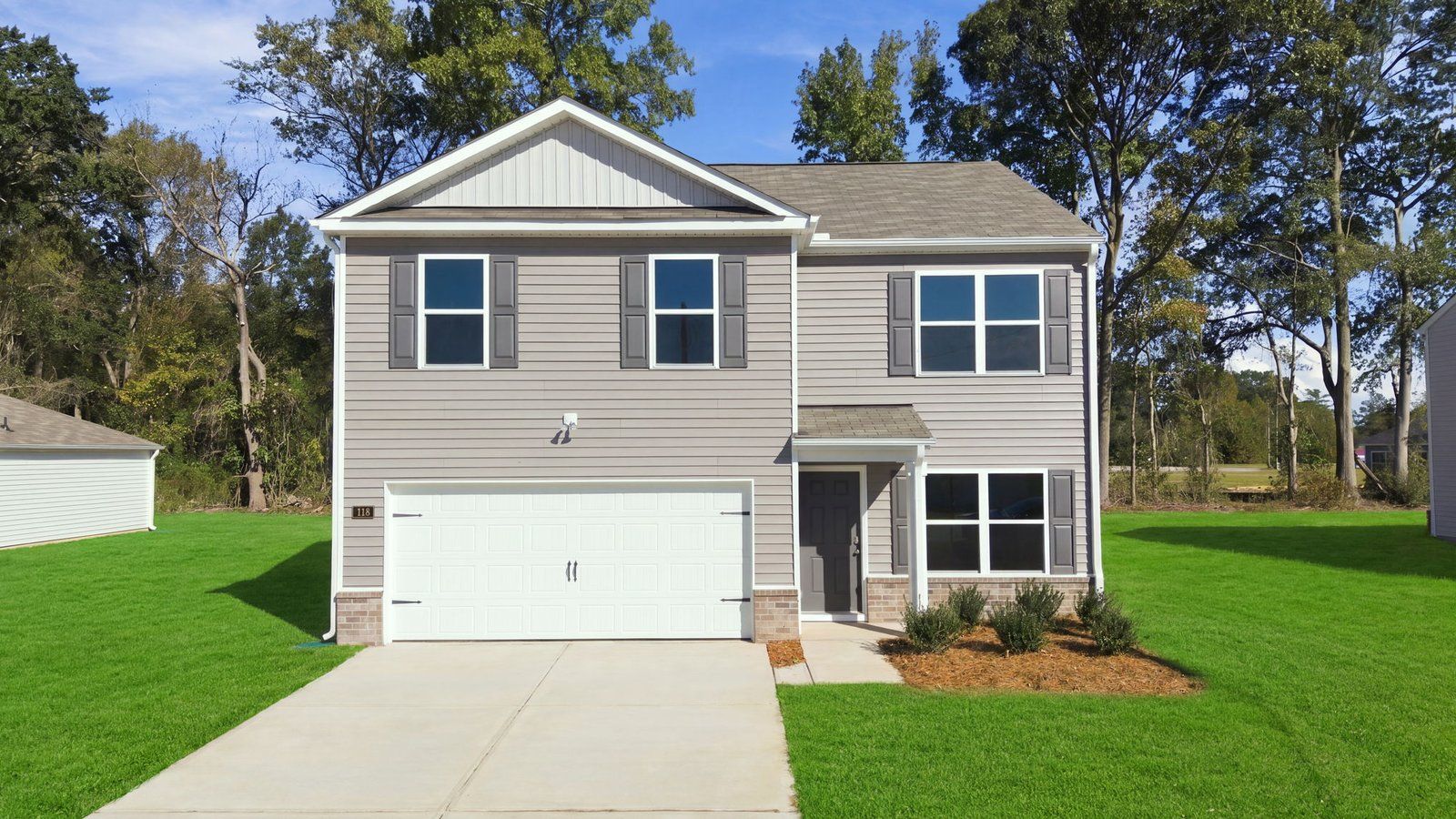 Exterior:Elevation Image 0.