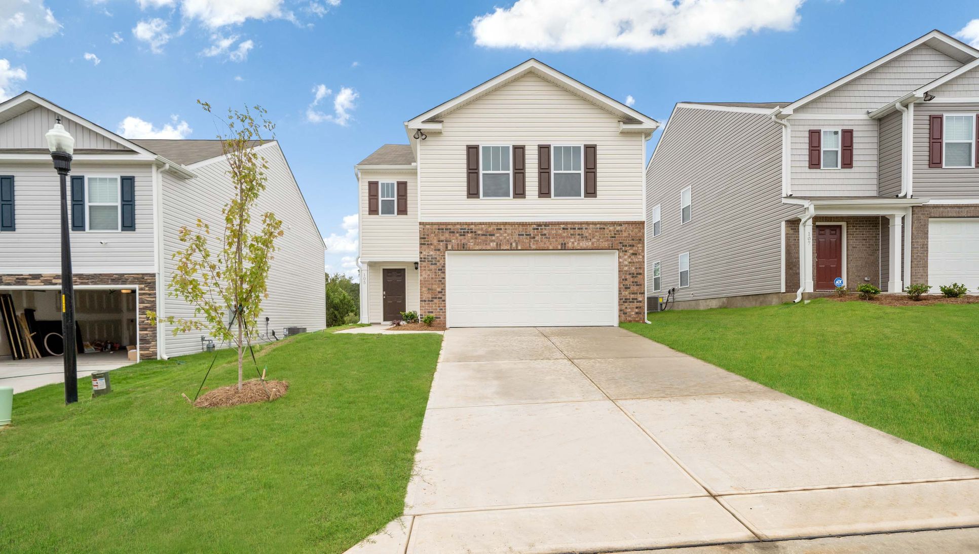 Exterior:Elevation Image 0.