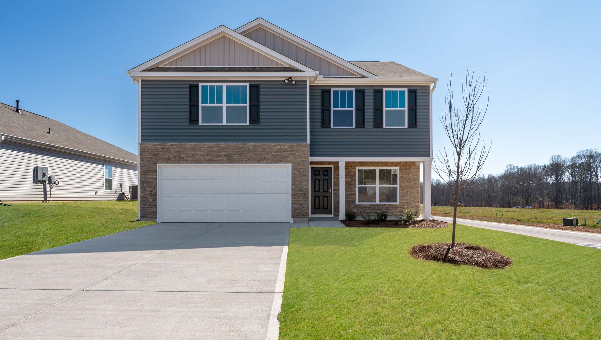 Exterior:Elevation Image 0.