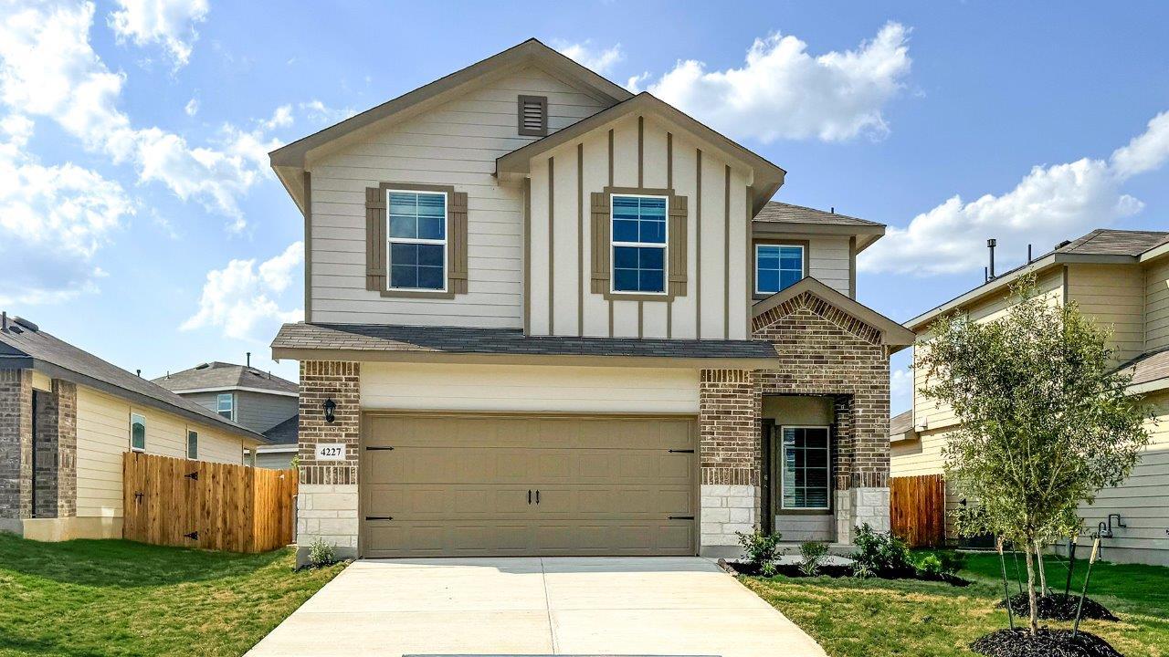 Exterior:Elevation Image 0.