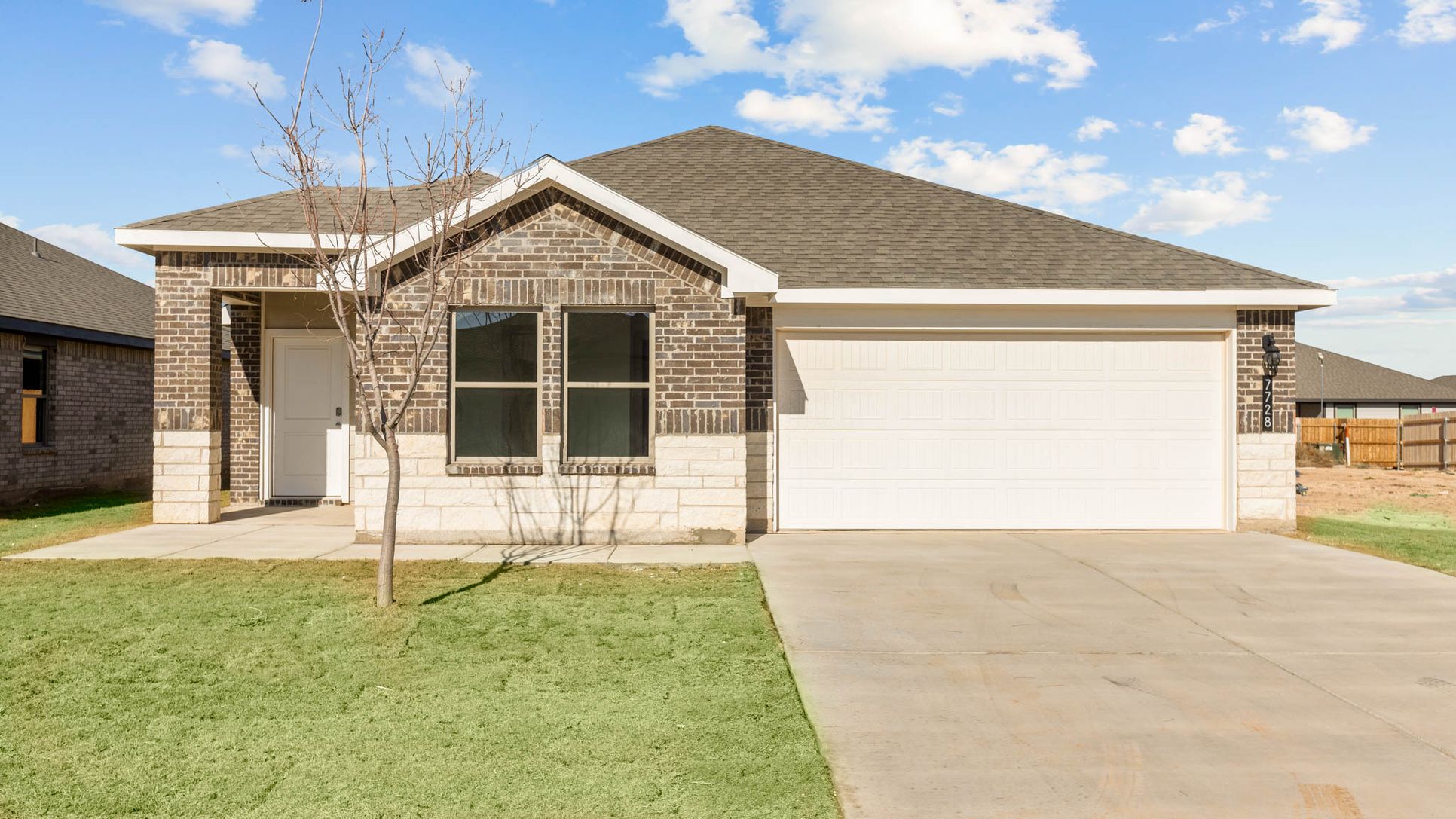 Exterior:Elevation Image 0.