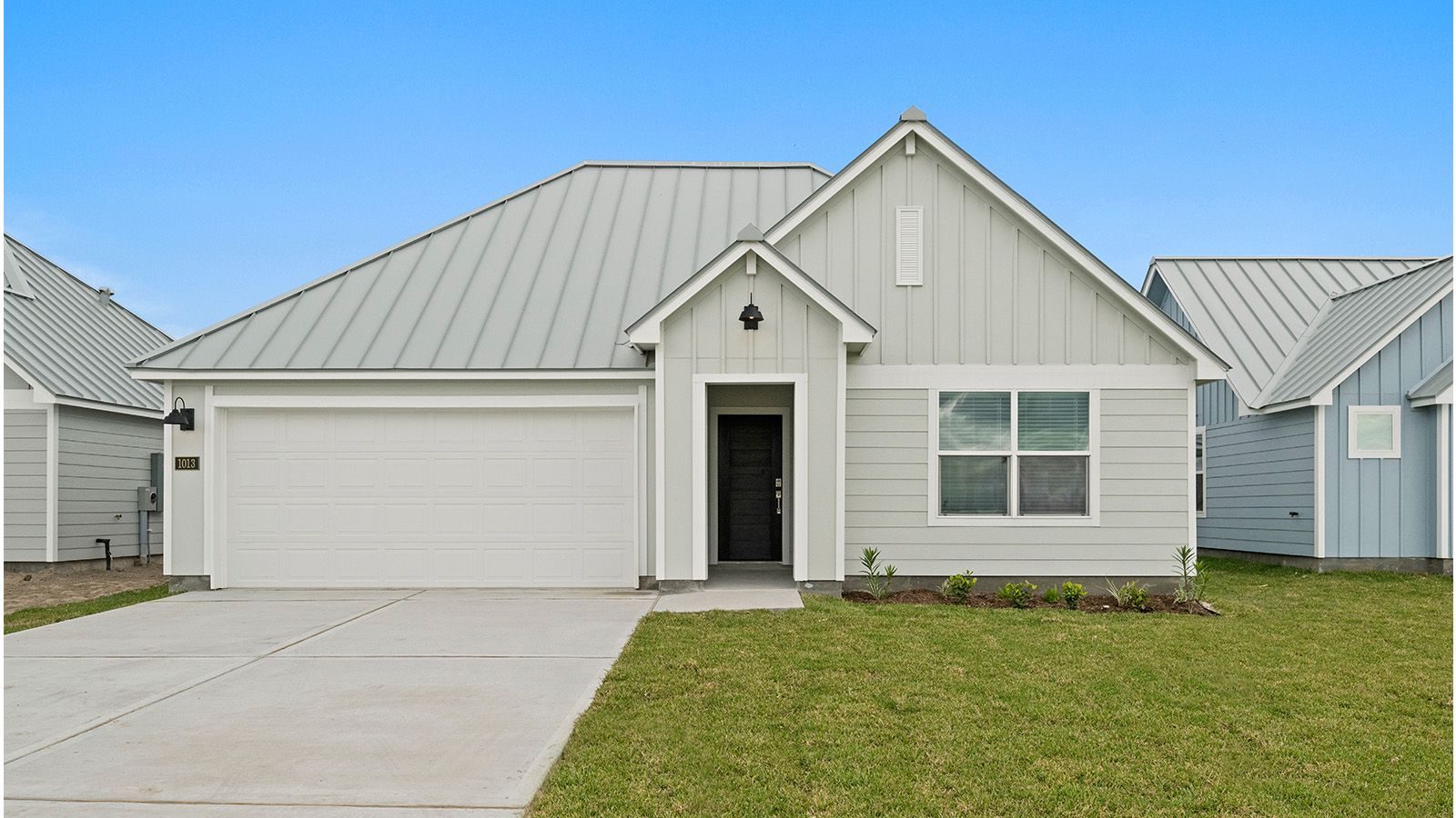 Exterior:Elevation Image 0.