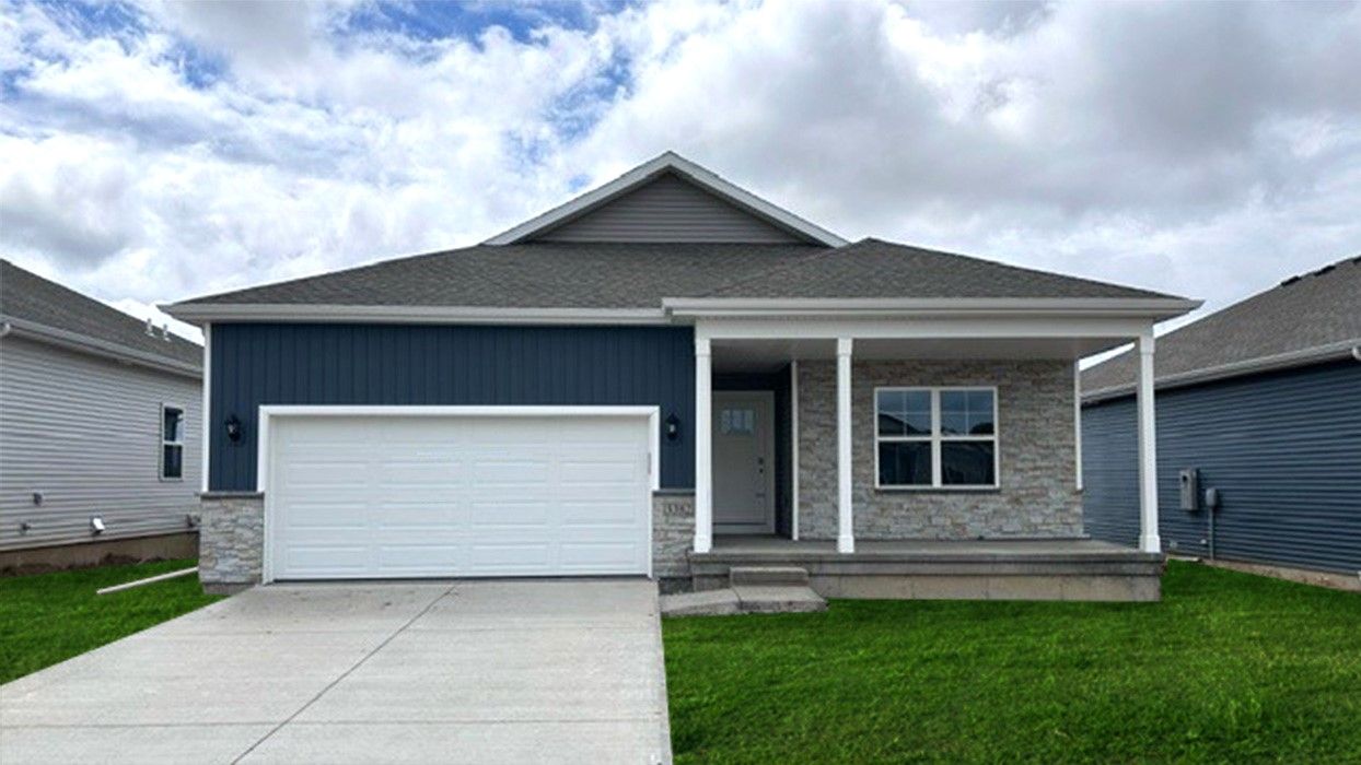 Exterior:Elevation Image 0.