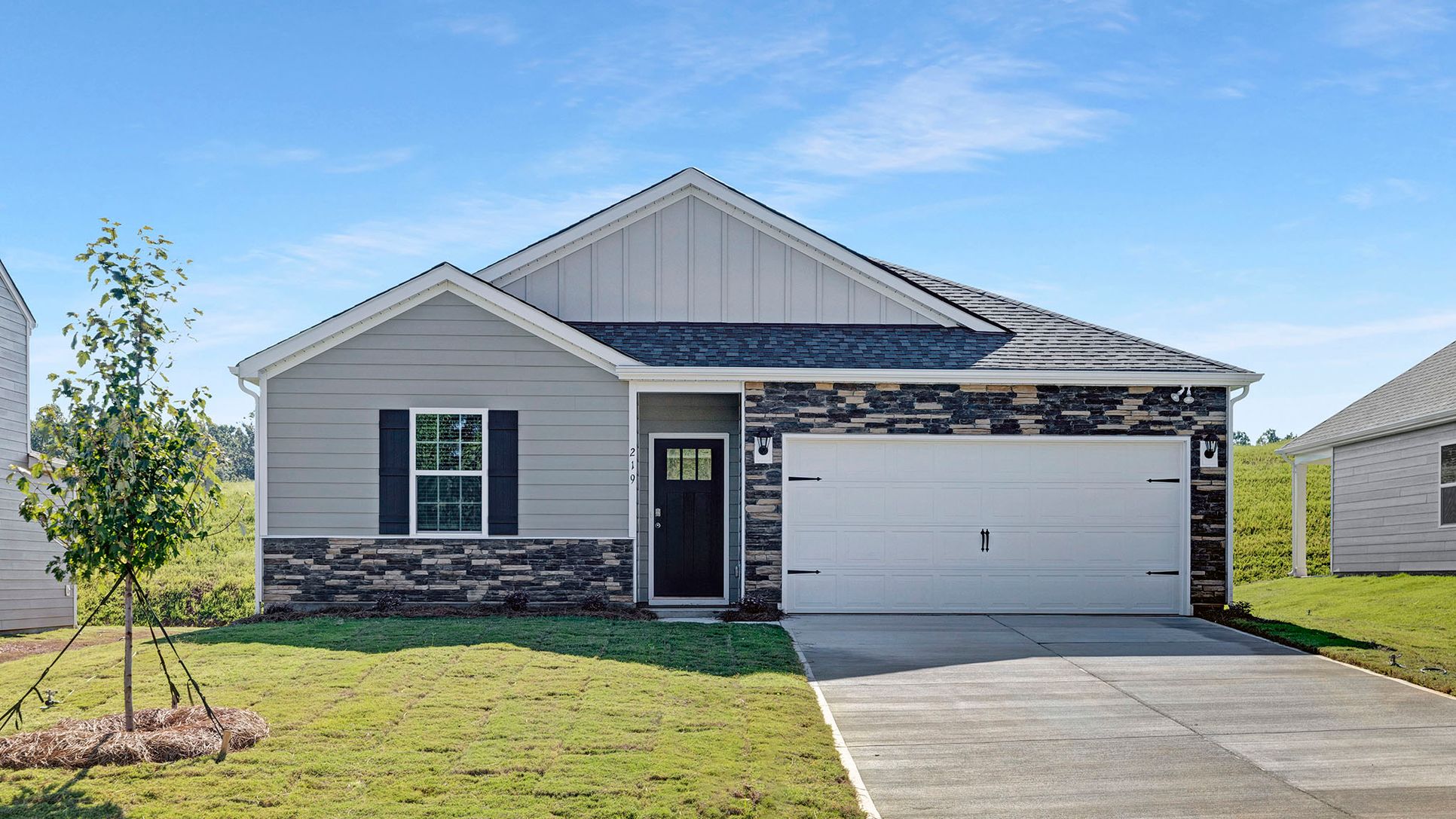 Exterior:Elevation Image 0.