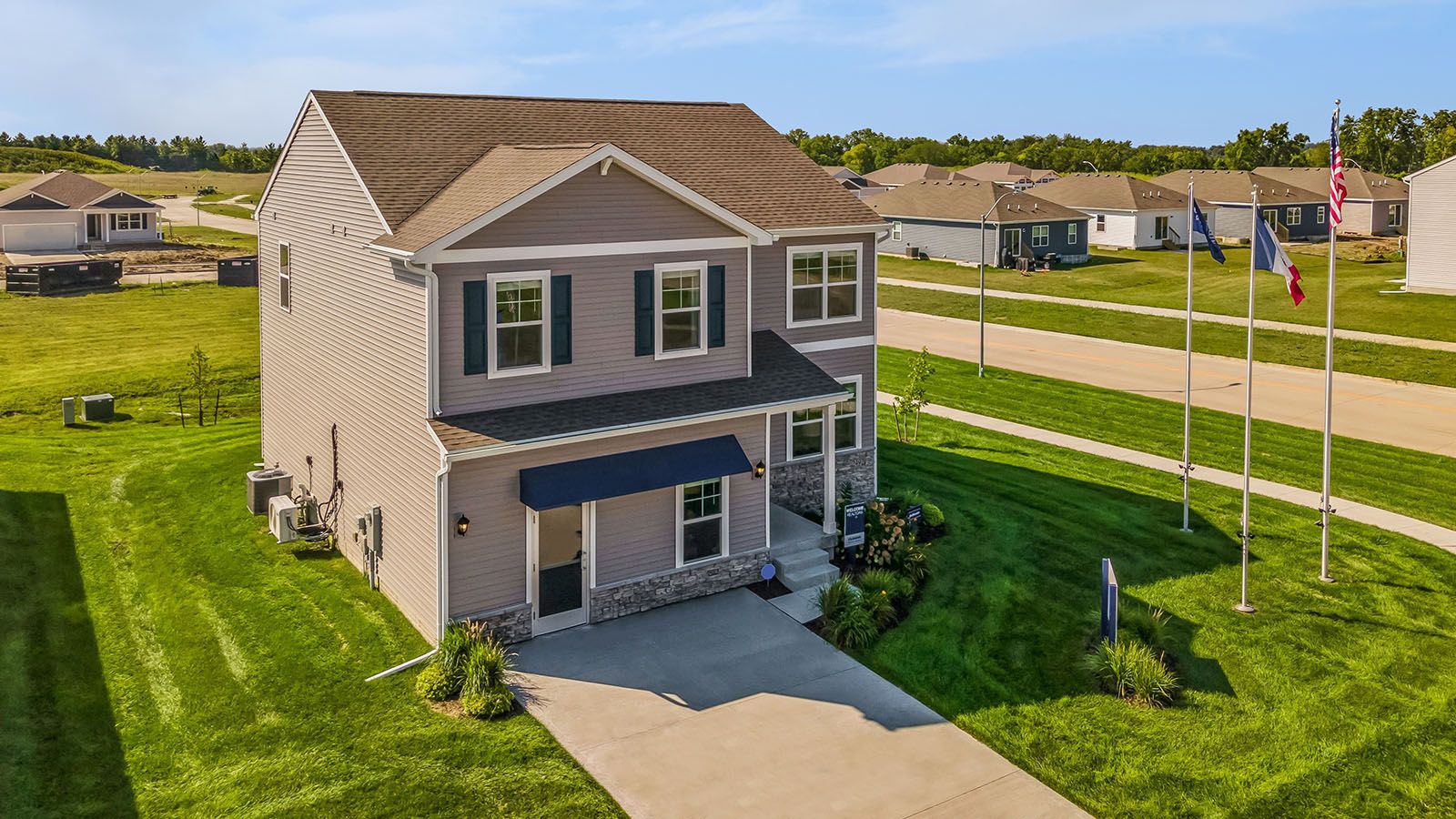 Exterior:Elevation Image 0.