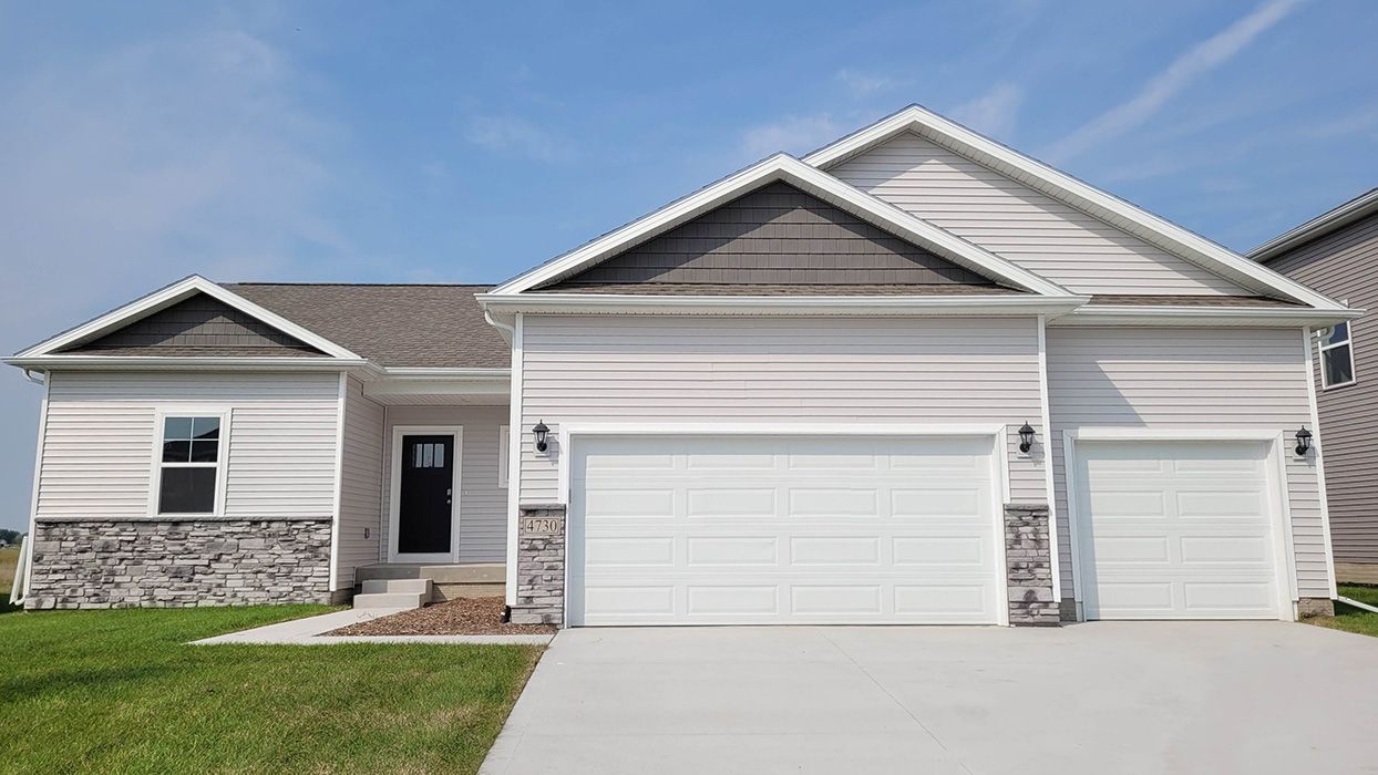 Exterior:Elevation Image 0.