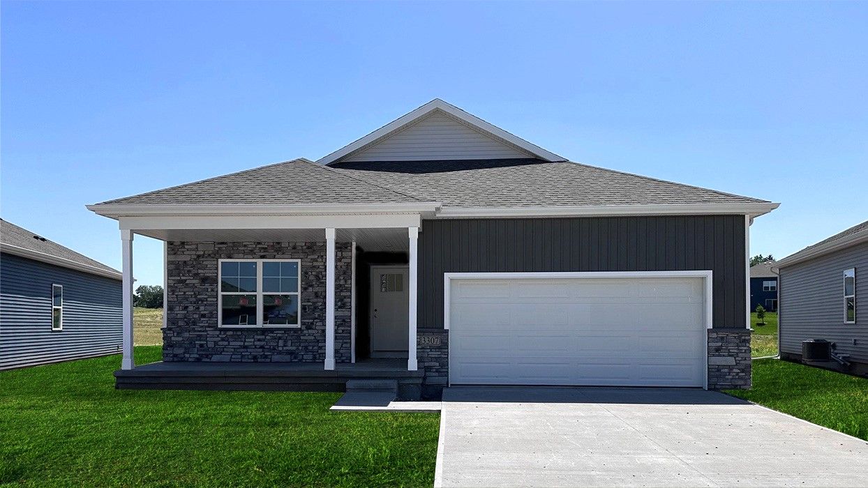 Exterior:Elevation Image 0.
