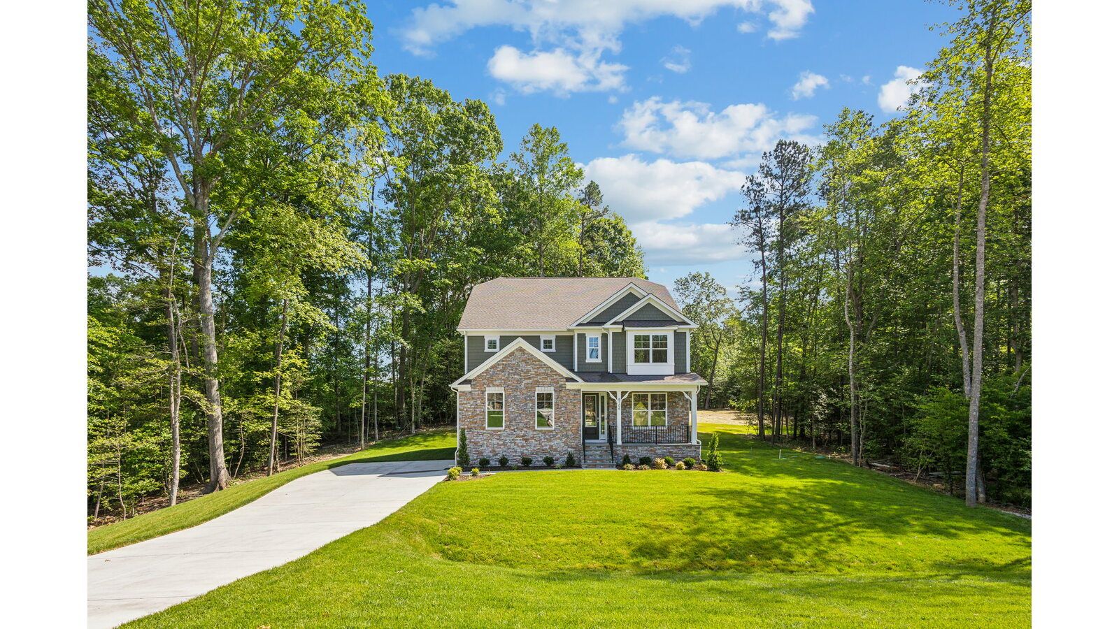 Exterior:Elevation Image 0.
