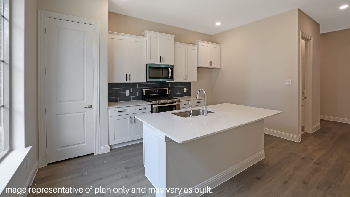 Elevation 5:Plan Elevation.