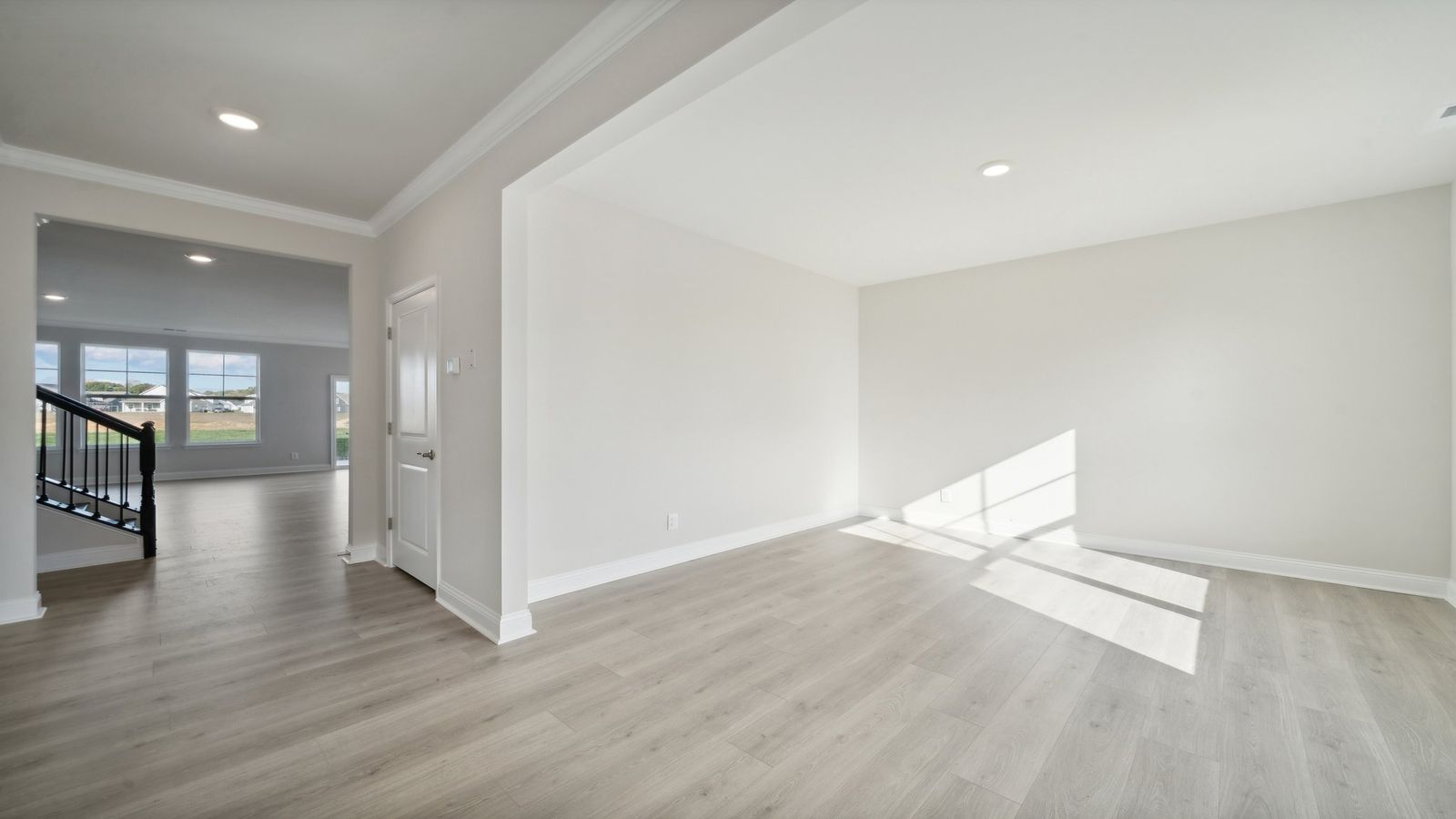 Exterior:Elevation Image 1.