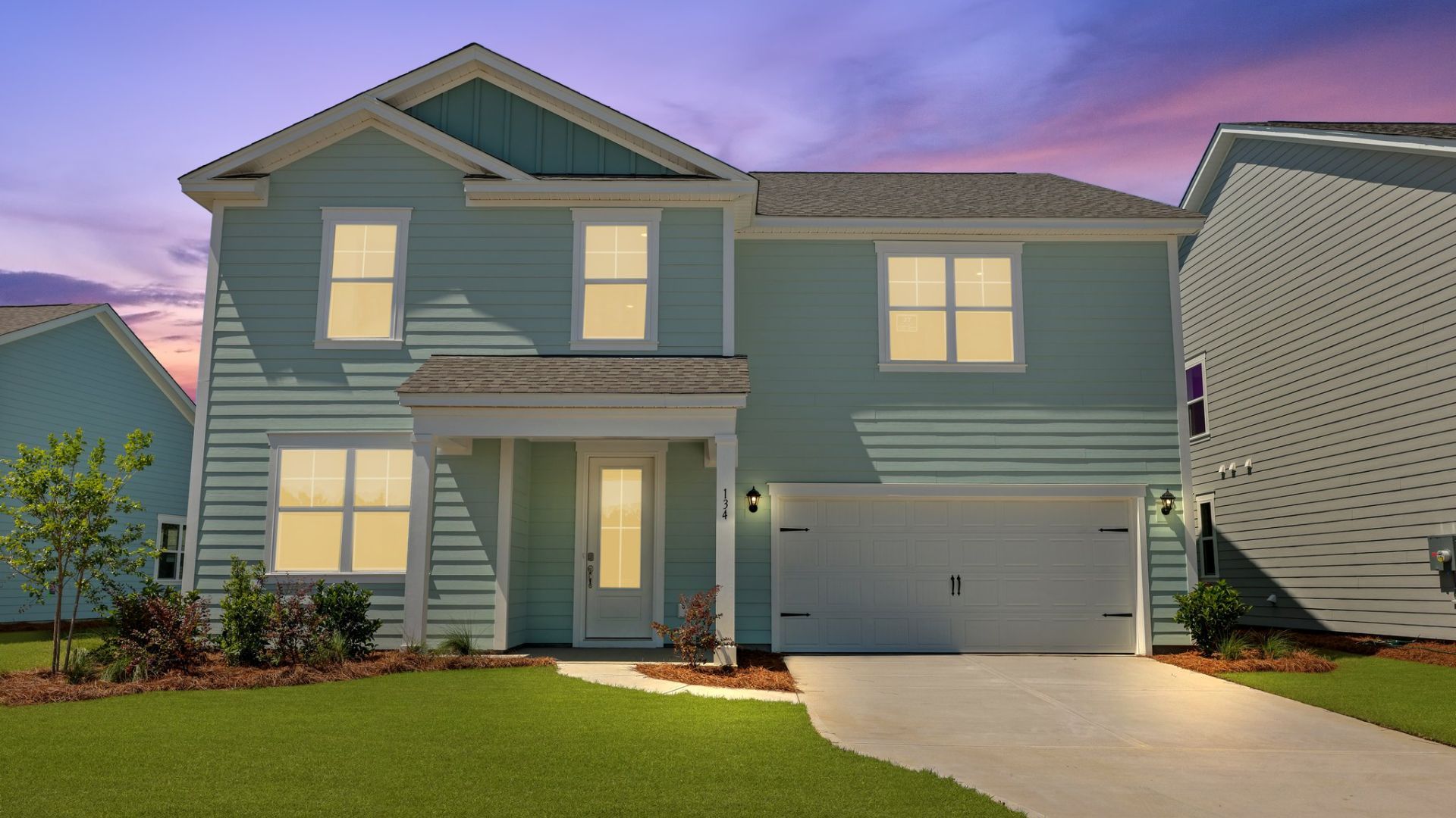 Exterior:Elevation Image 0.