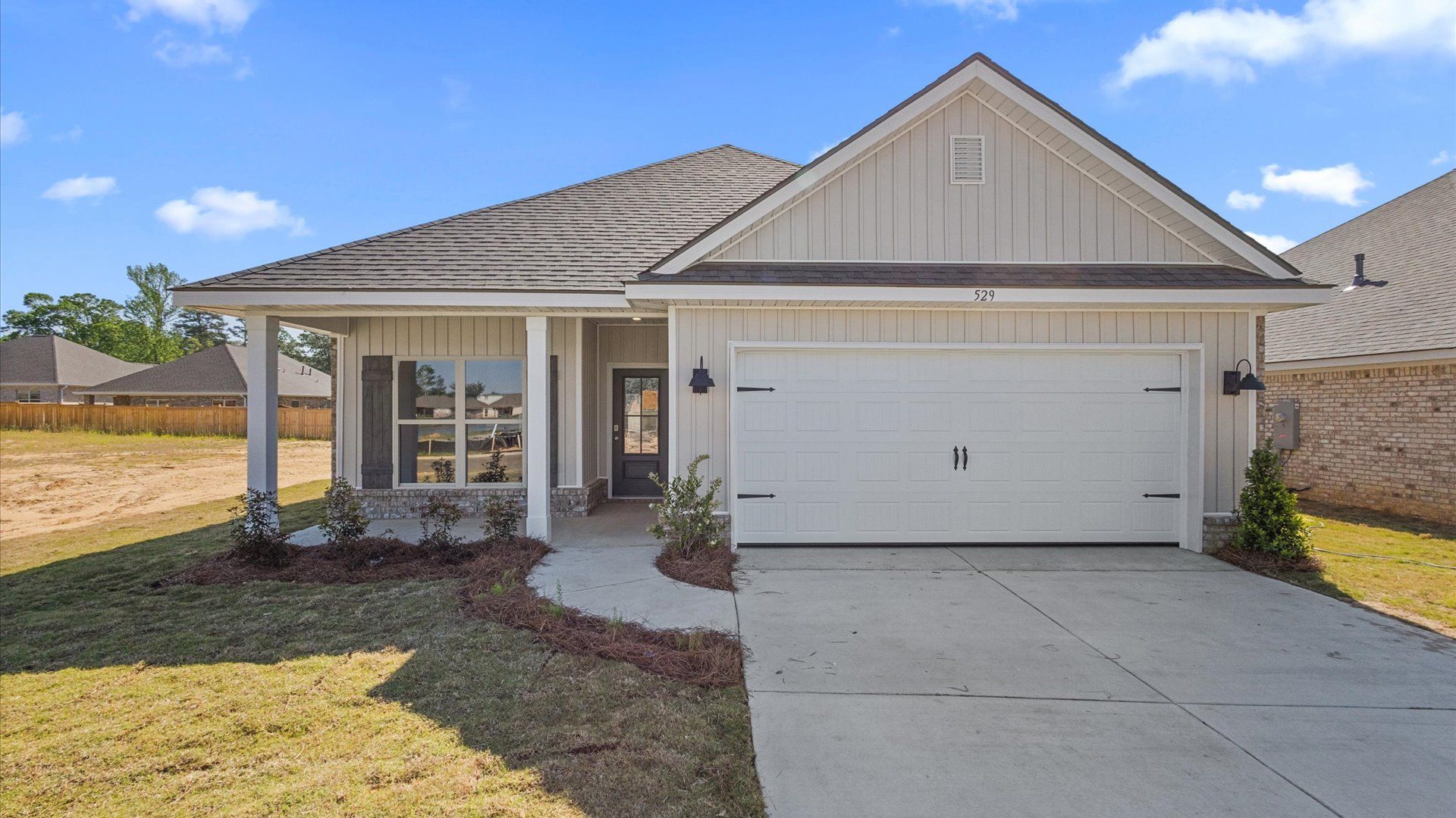 Exterior:Elevation Image 0.