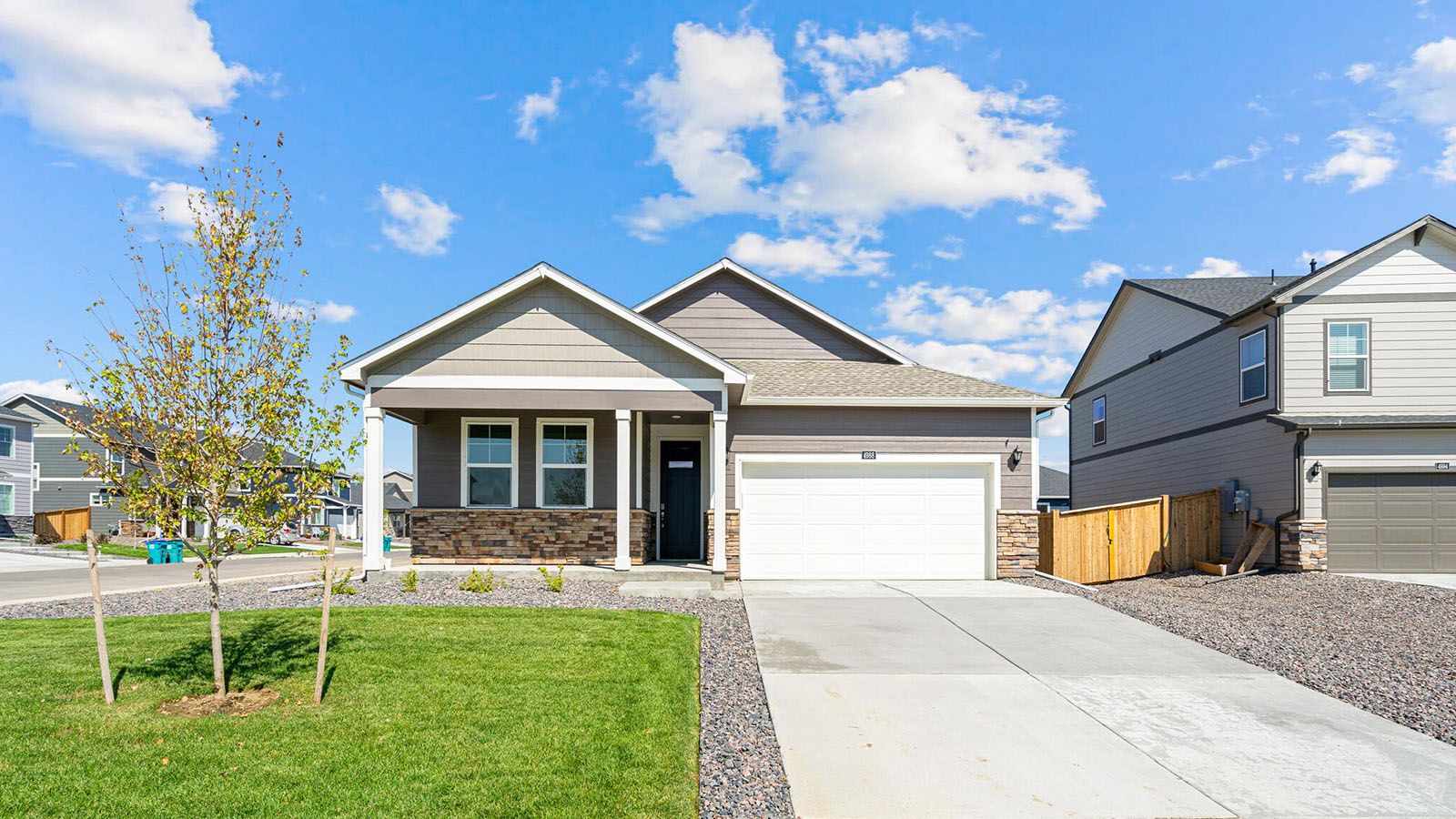 Exterior:Elevation Image 0.