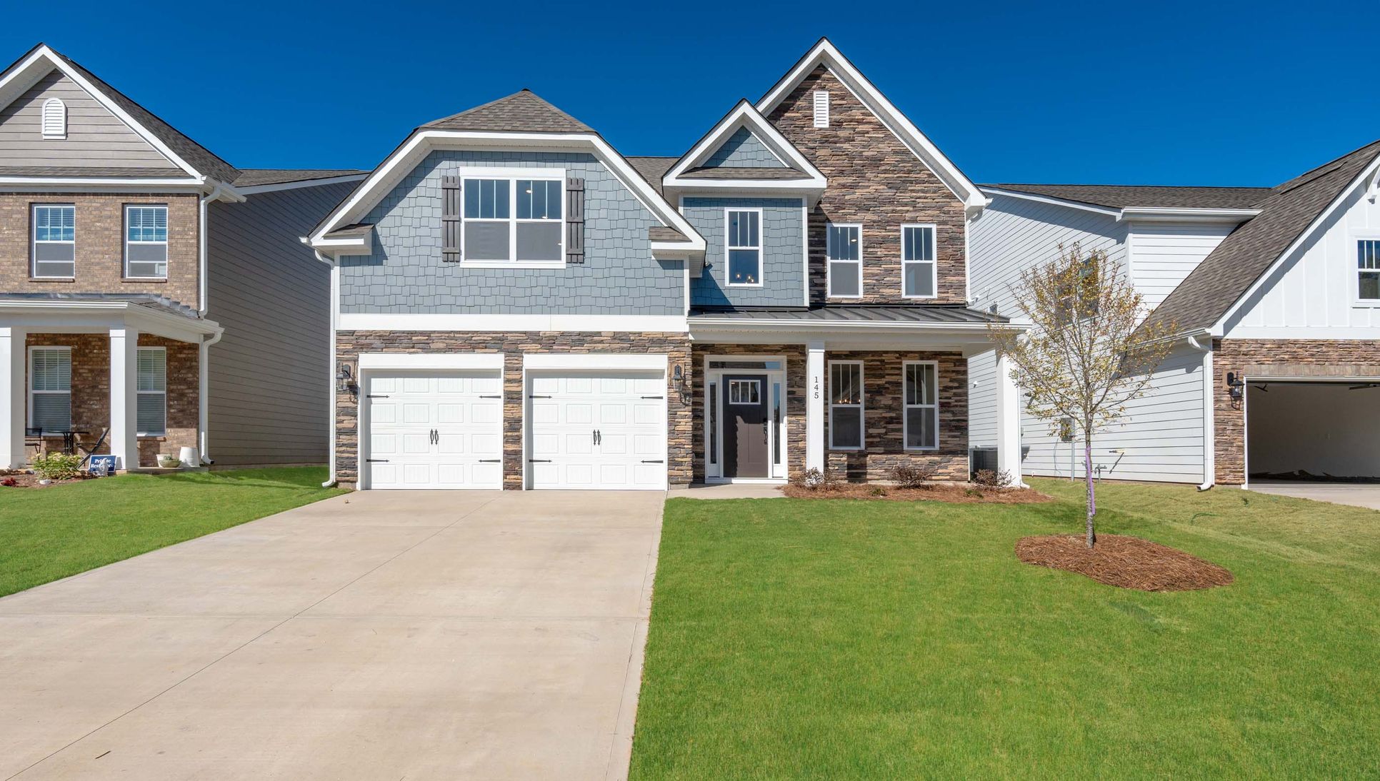 Exterior:Elevation Image 0.