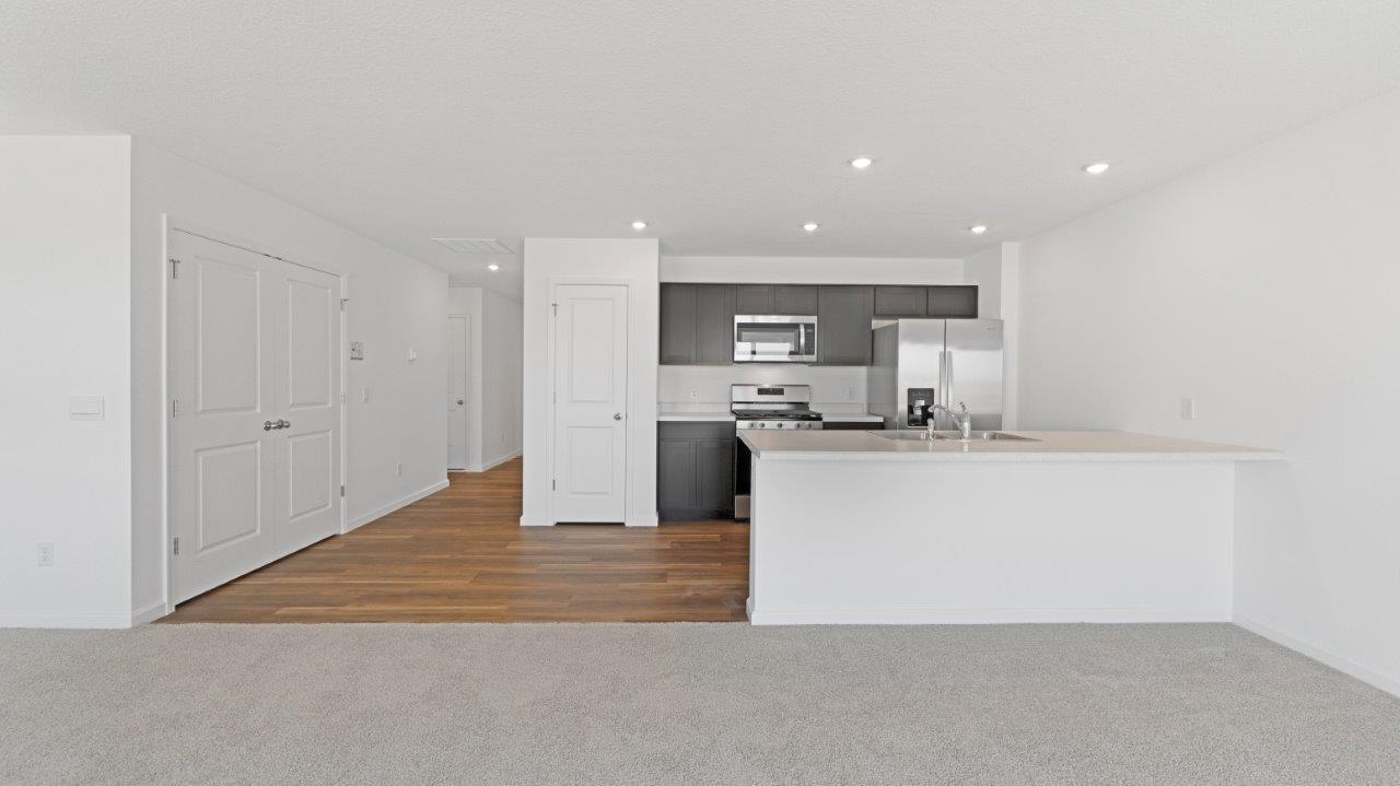 Elevation 4:Plan Elevation.