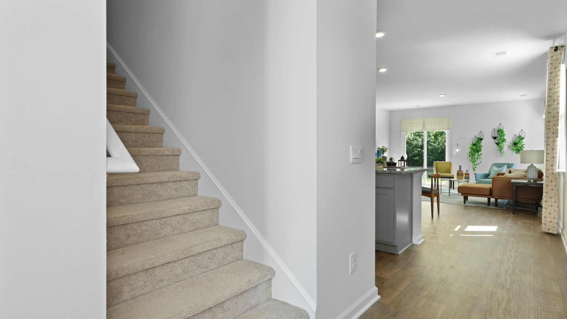 Elevation 4:Plan Elevation.