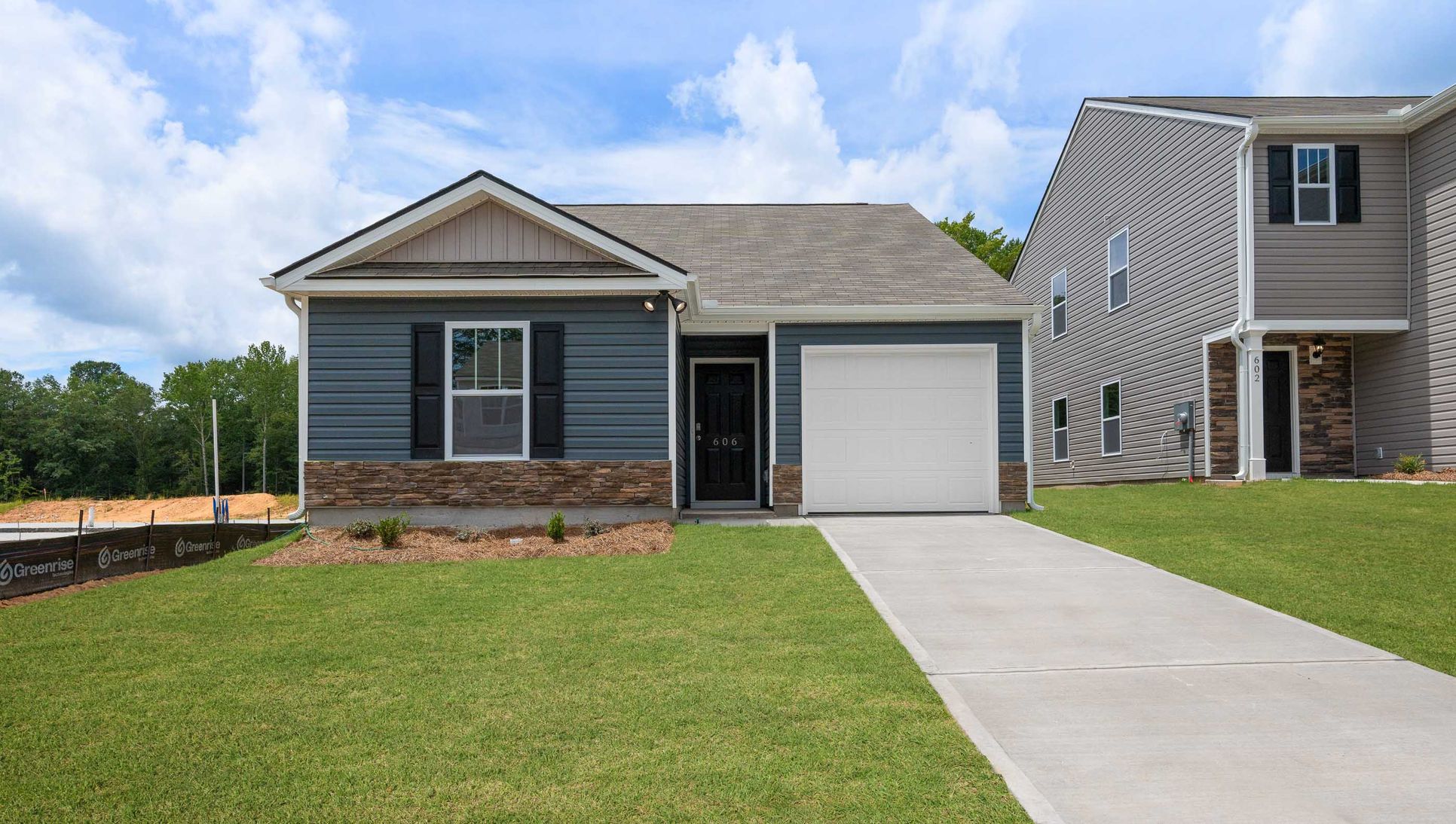 Exterior:Elevation Image 0.