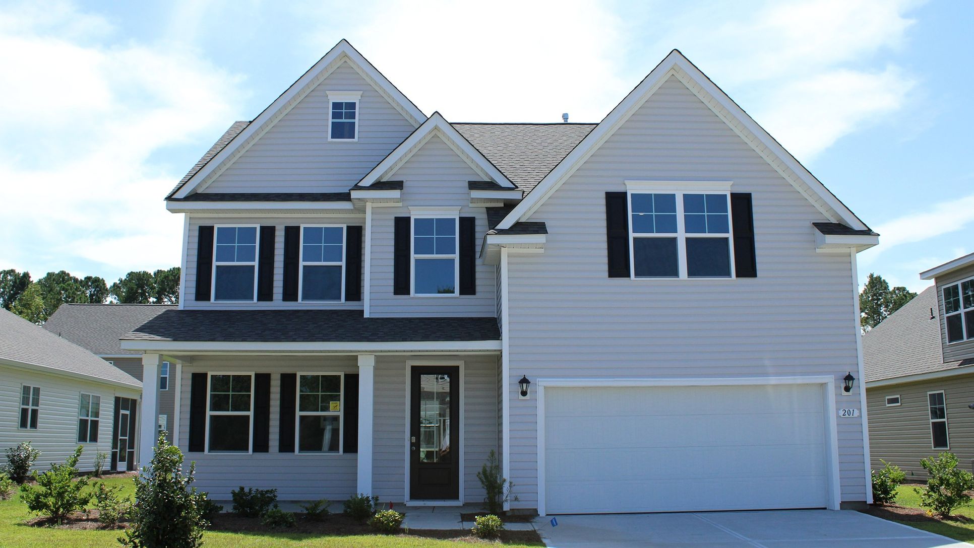 Exterior:Elevation Image 0.