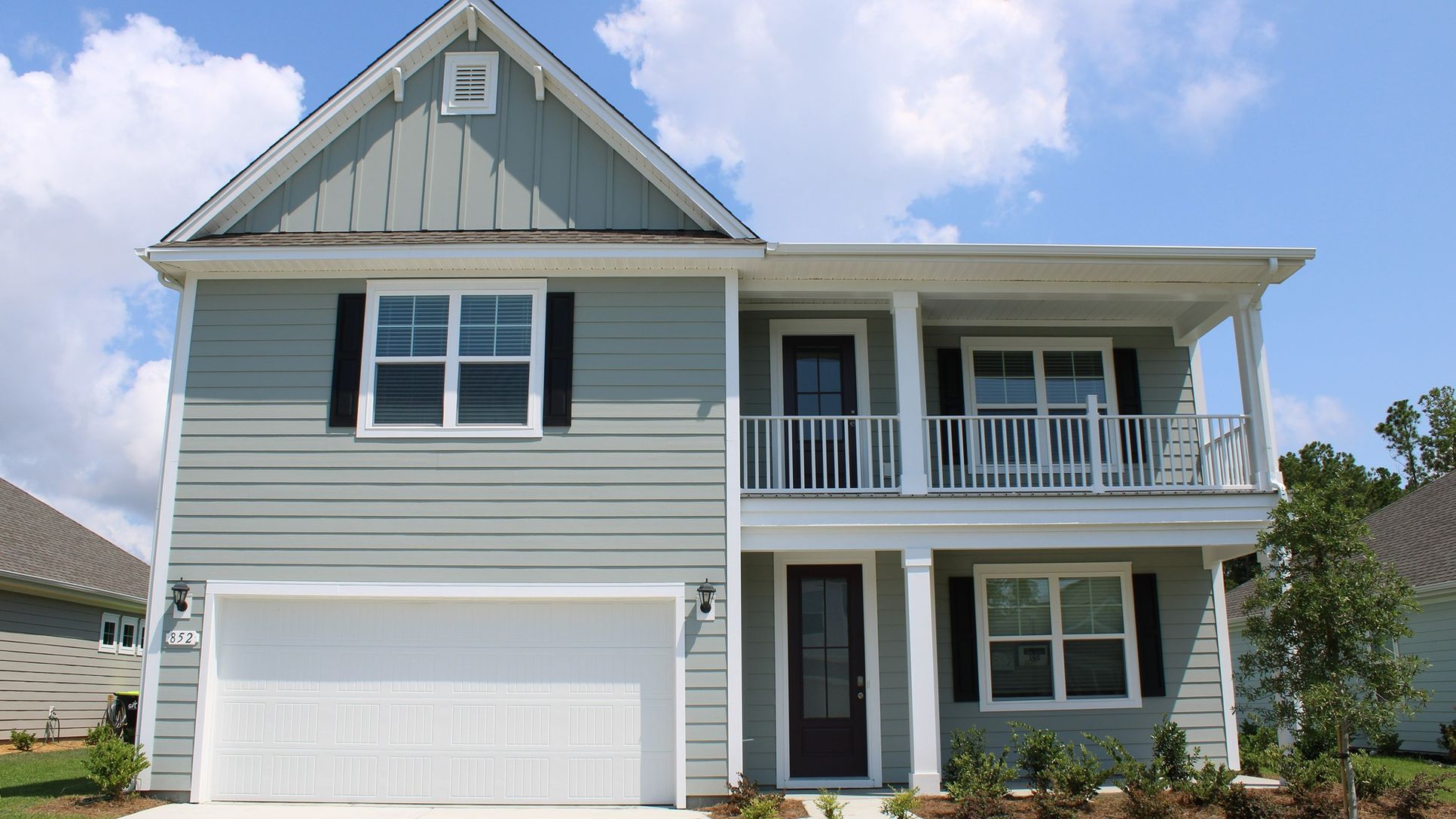 Exterior:Elevation Image 0.