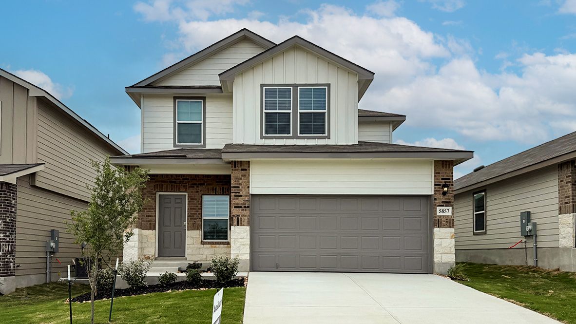Exterior:Elevation Image 0.