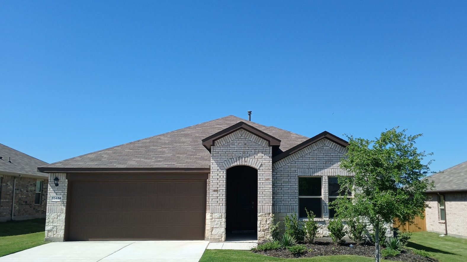 Exterior:Elevation Image 0.