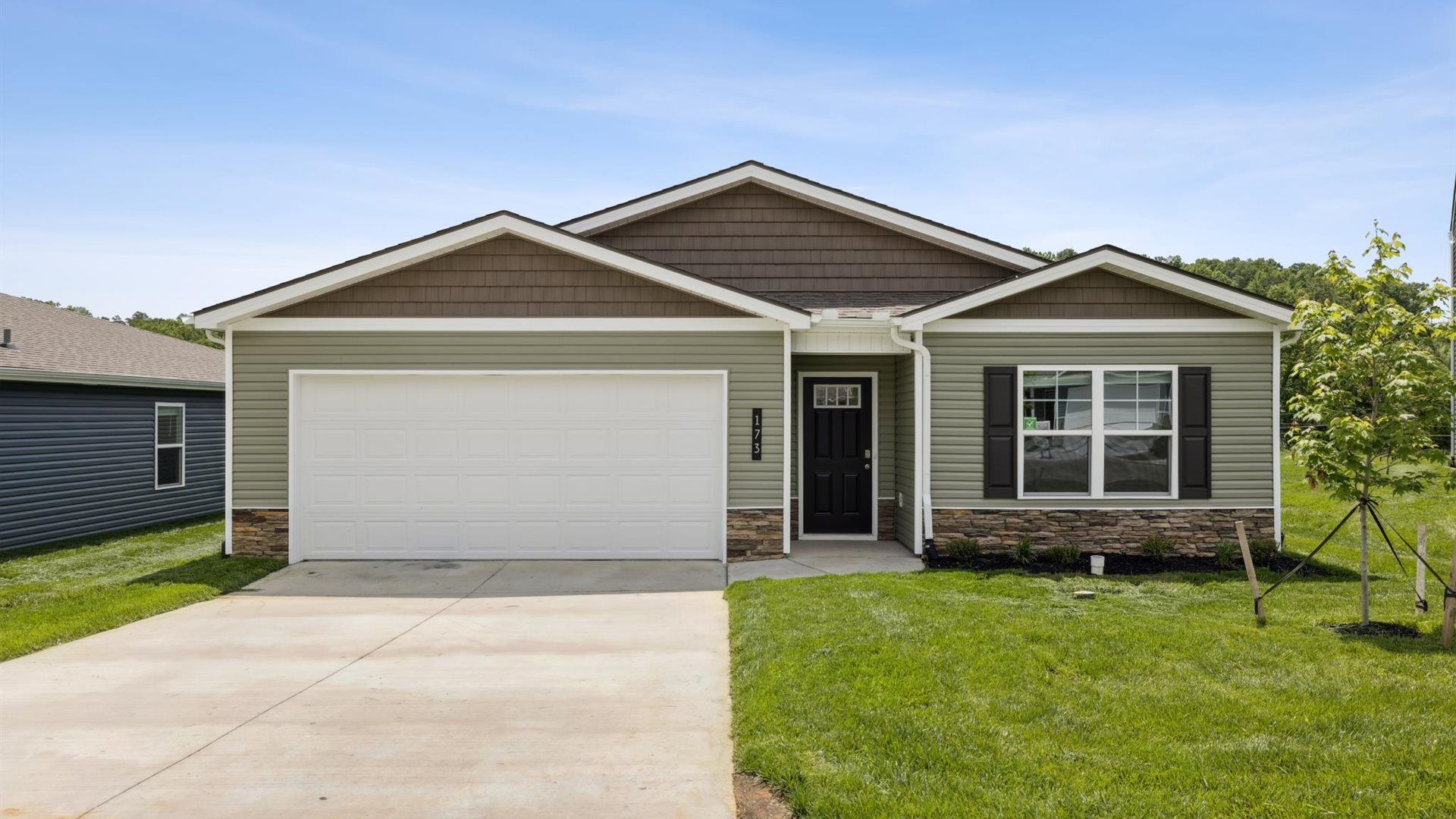 Exterior:Elevation Image 0.