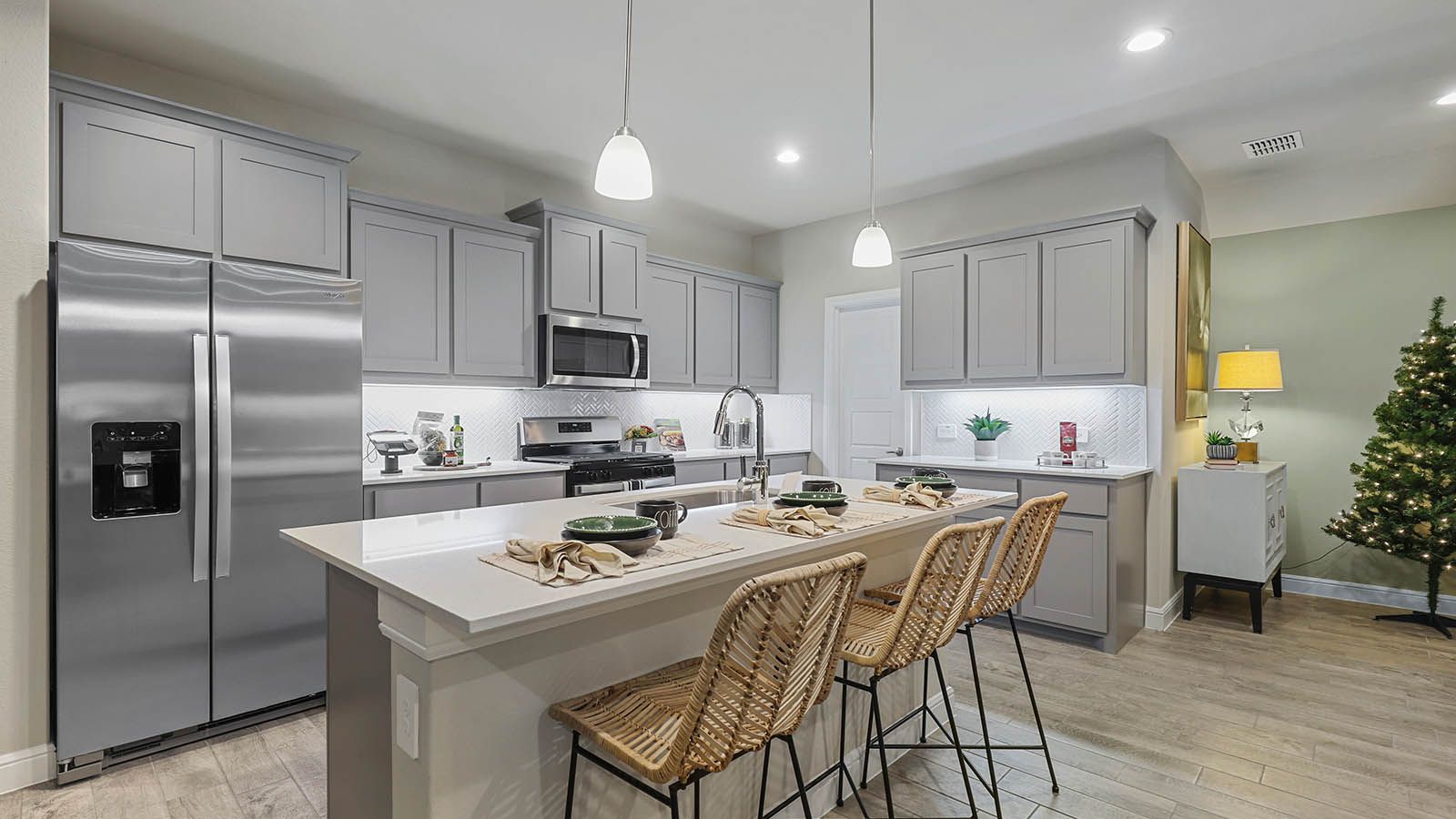 Exterior:Elevation Image 1.