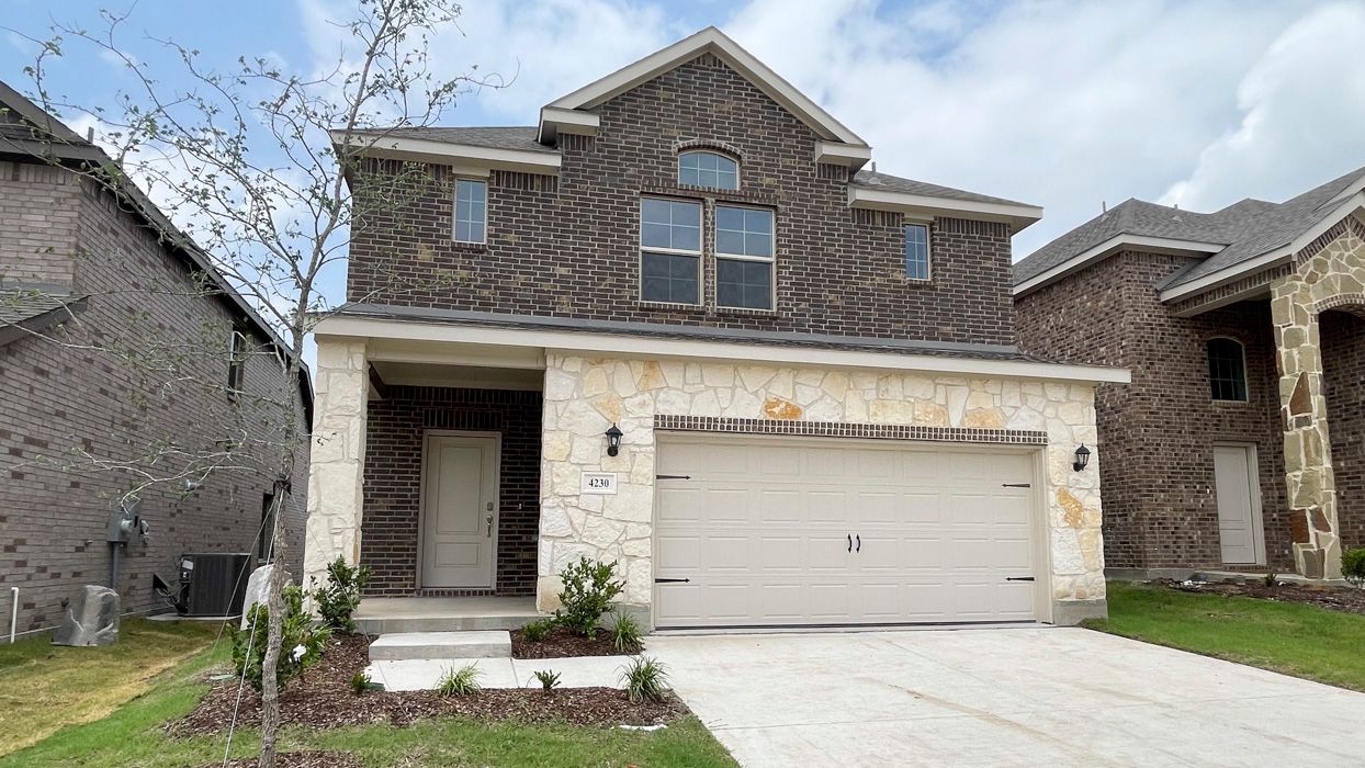 Exterior:Elevation Image 0.